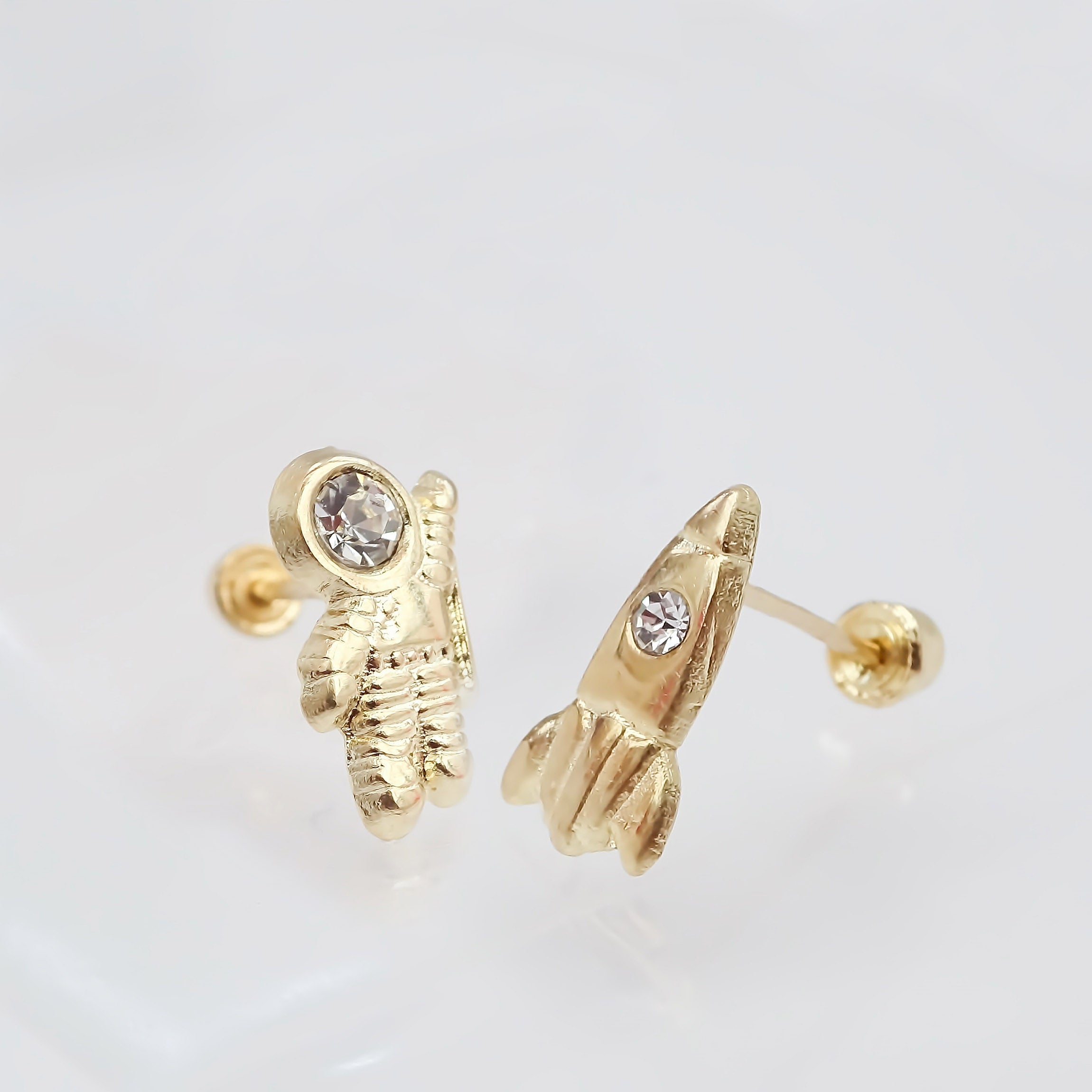Amor Eterno - Broqueles Cohete - Astronauta / Aretes / Oro 10k