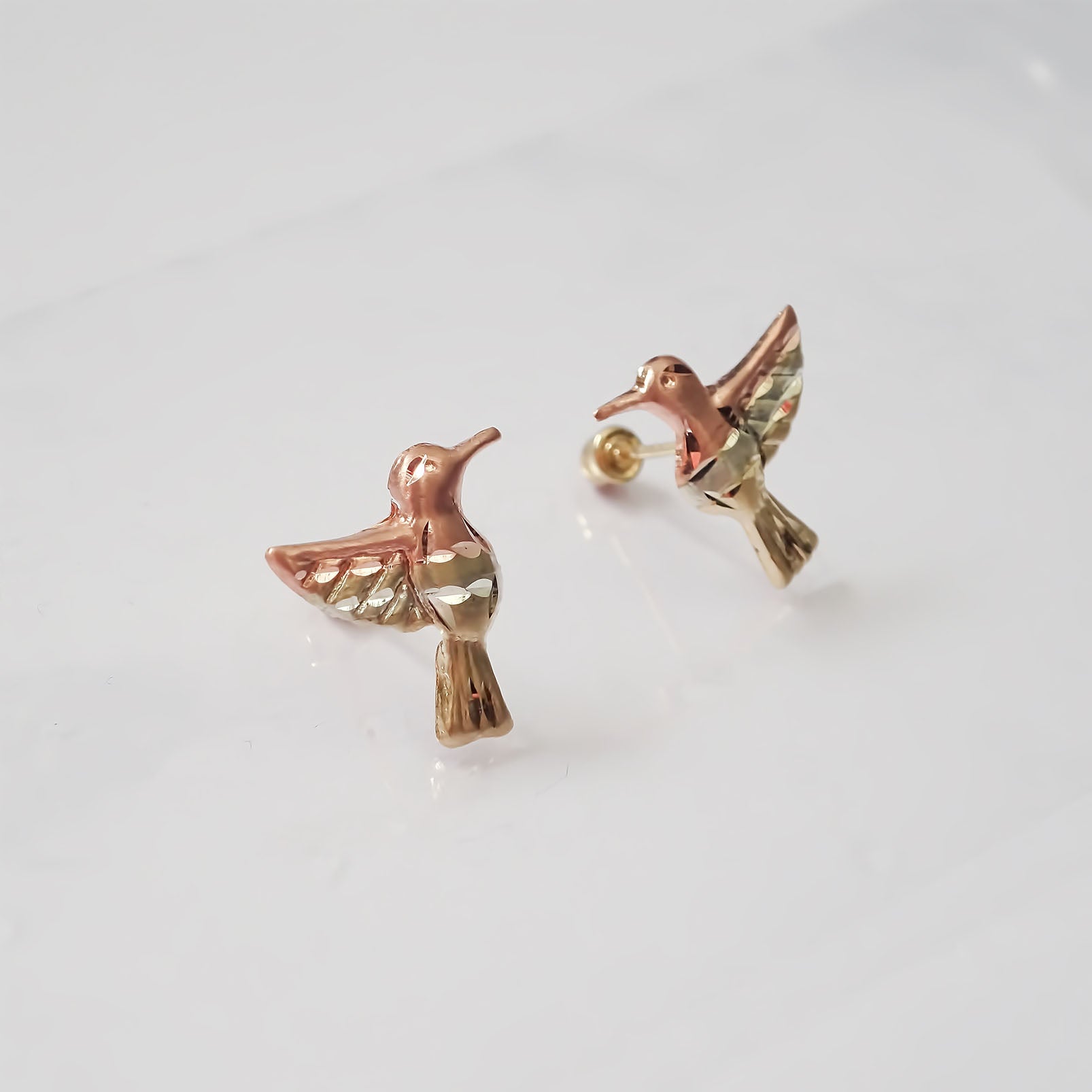 Amor Eterno - Broqueles Aretes Colibrí / Oro Florentino 10k