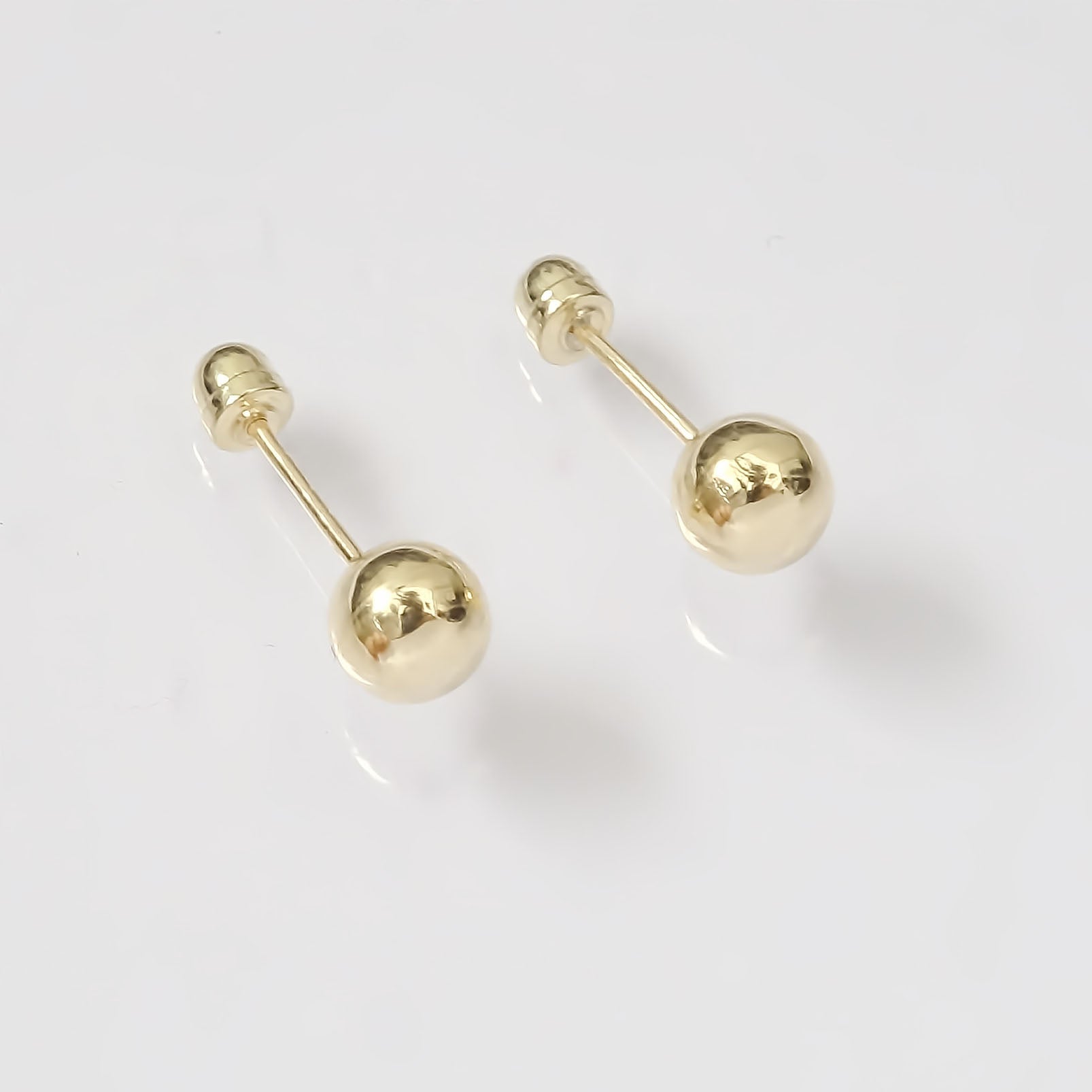Amor Eterno - Broqueles / Dormilonas 4mm / Aretes / Oro 10k