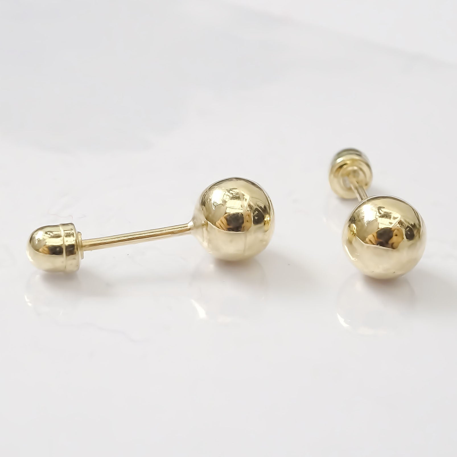 Amor Eterno - Broqueles / Dormilonas 4mm / Aretes / Oro 10k