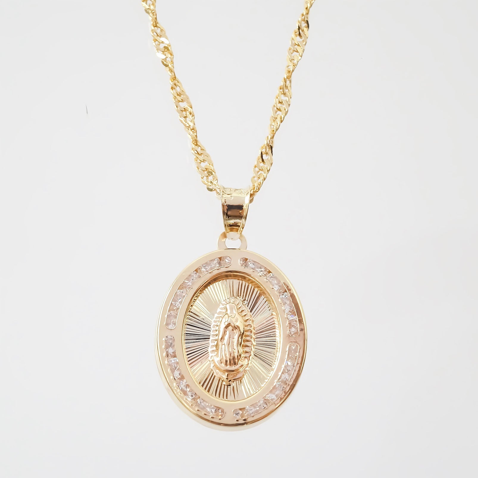 Amor Eterno - Dije Medalla Virgen / 3 Oros 10k Cadena Regalo