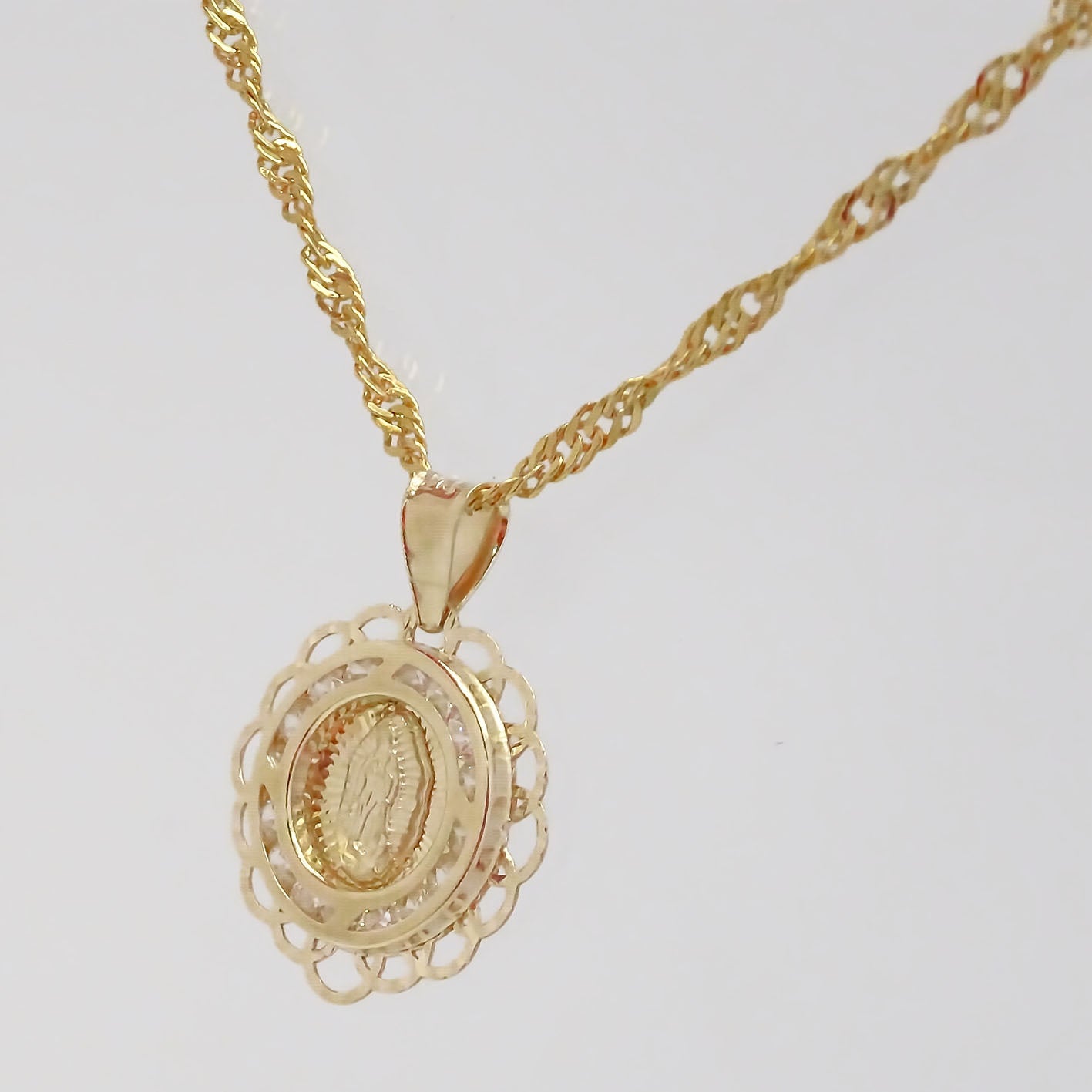 Amor Eterno - Medalla Virgen Flor Oro Sólido + Cadena Regalo