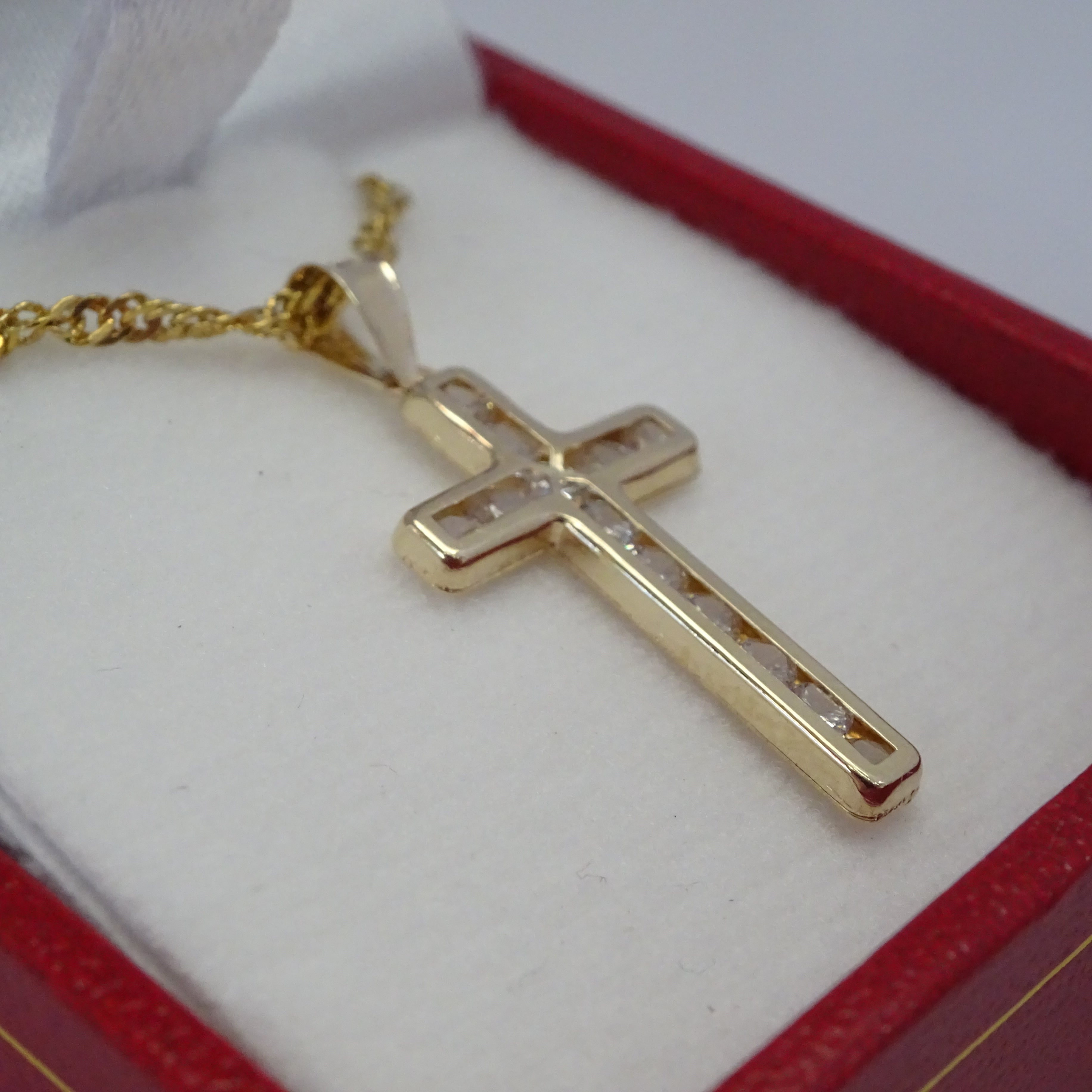 Amor Eterno - Dije Cruz Sin Cristo / Oro 10k Solido Amarillo