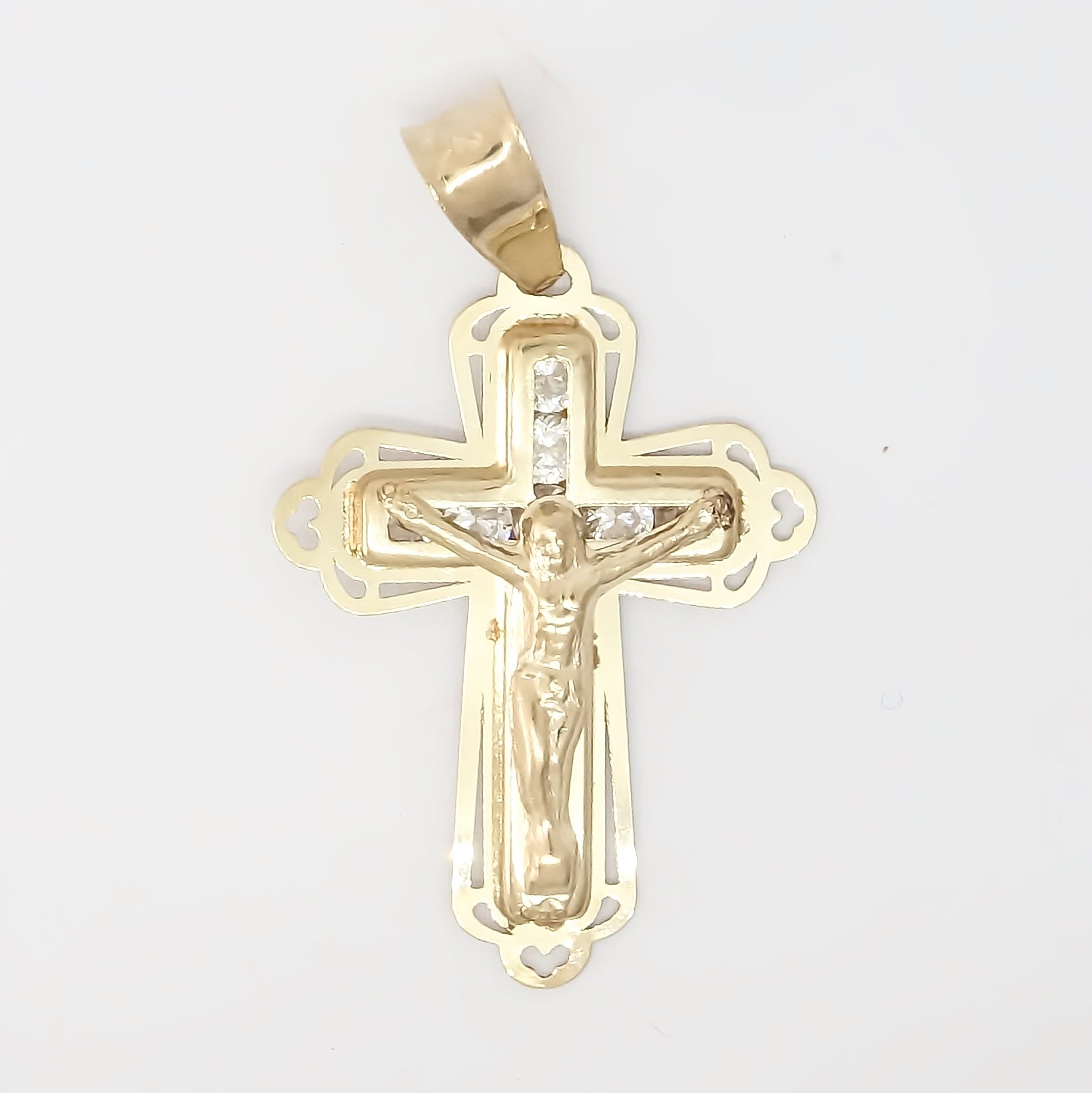 Amor Eterno - Dije Crucifijo Cristo Vitral / Oro 10k