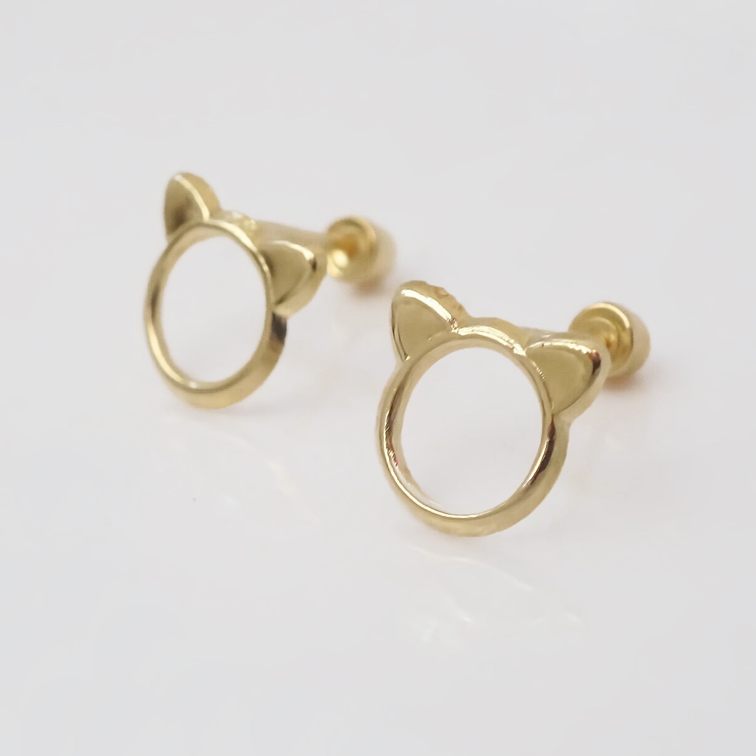 Amor Eterno - Broqueles Orejitas De Gato / Aretes / Oro 10k