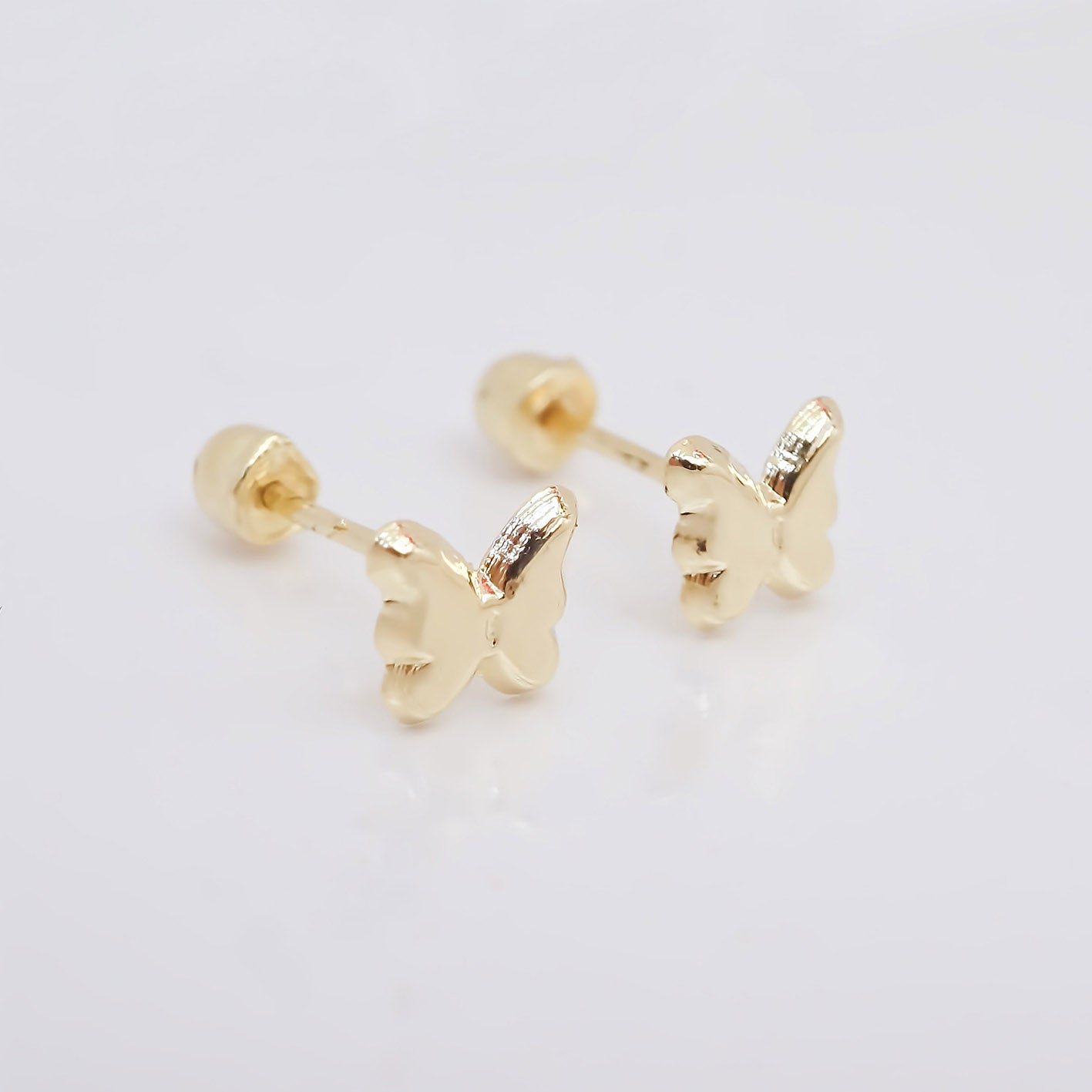 Amor Eterno - Broqueles Mariposa Bebé Aretes Oro Sólido 10k
