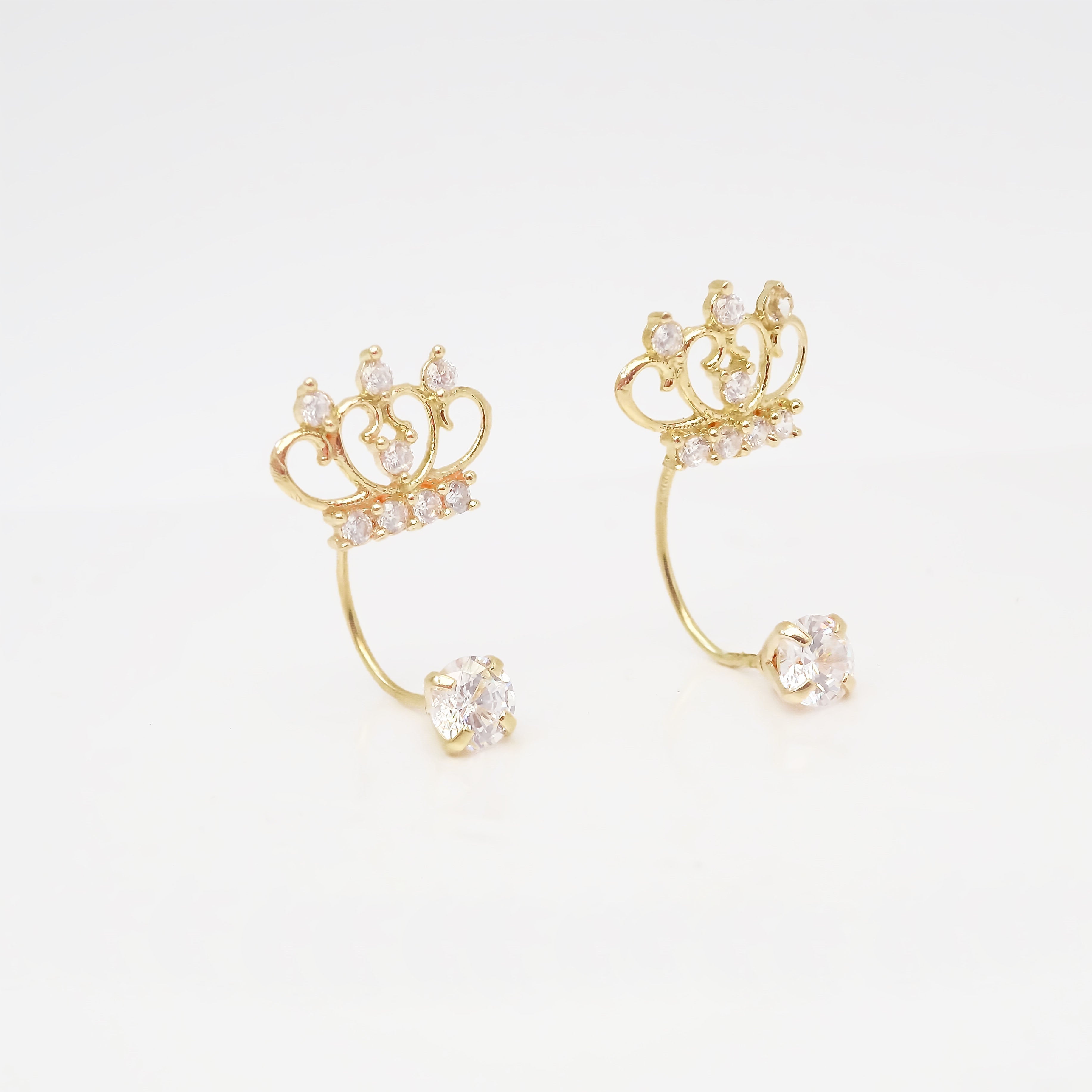 Amor Eterno - Broqueles Curvos Corona / Aretes Oro 10k