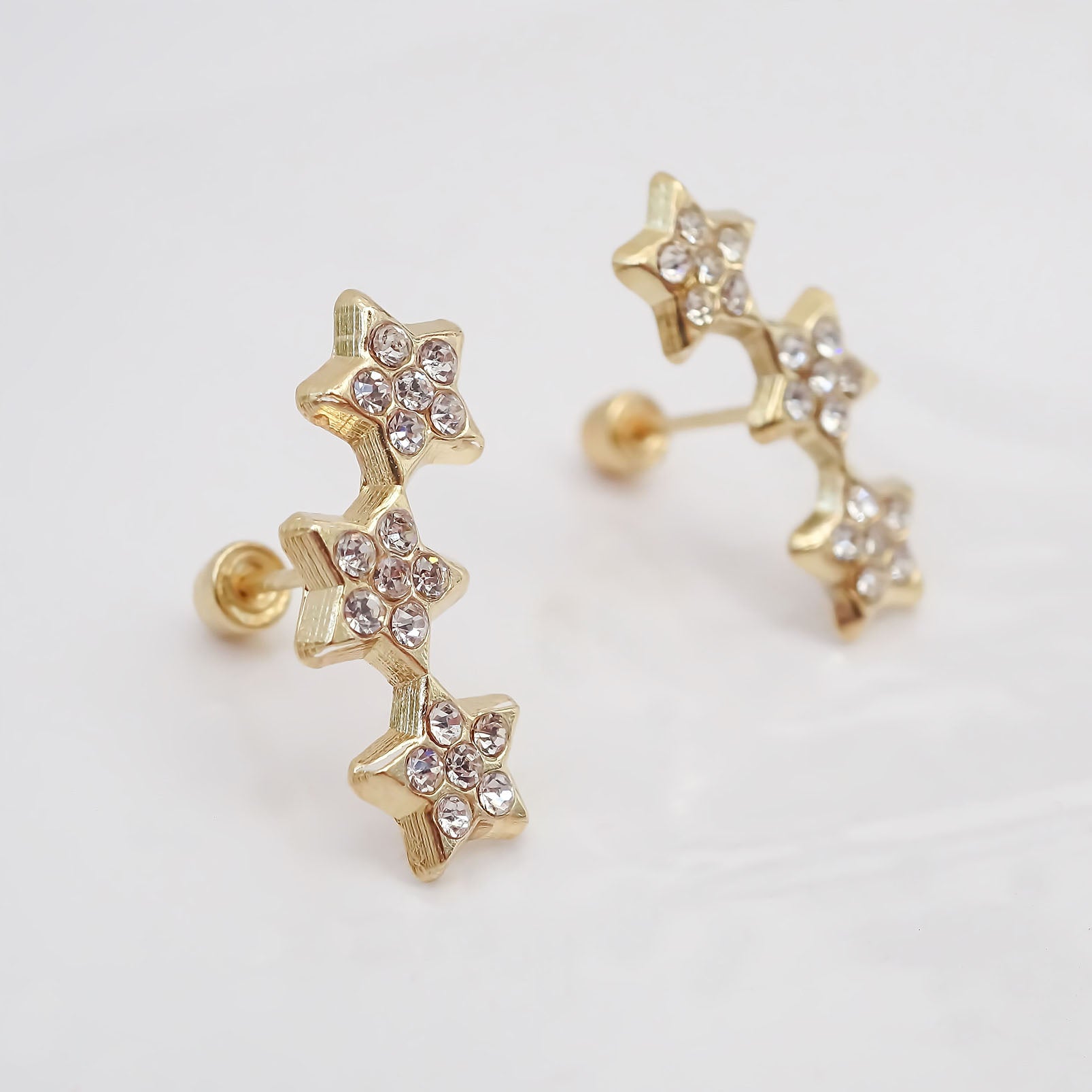 Amor Eterno - Broqueles Estrella Fugaz 15p* / Aretes Oro 10k