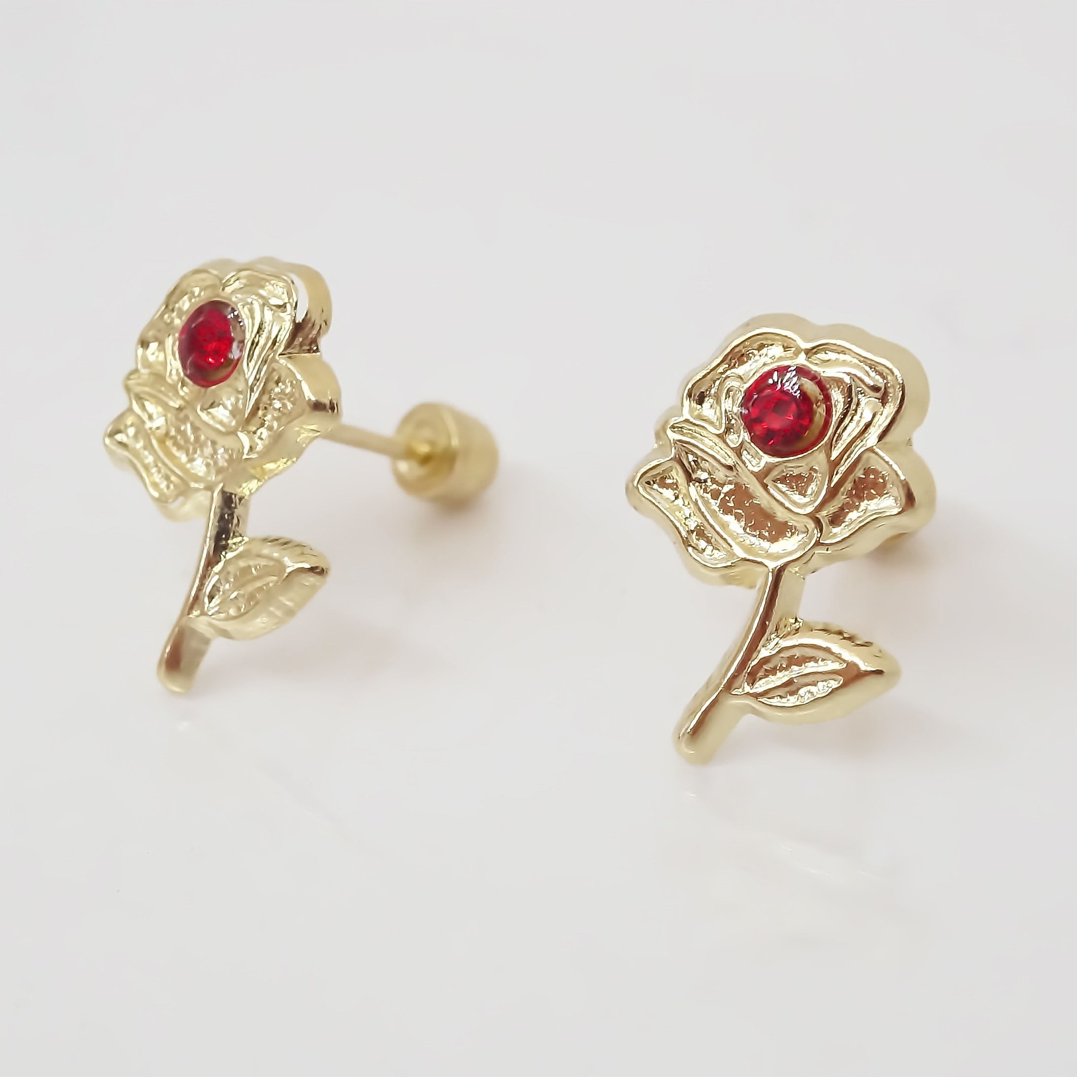 Amor Eterno - Broquel Rosa La Bella Y La Bestia Aretes Oro 10k