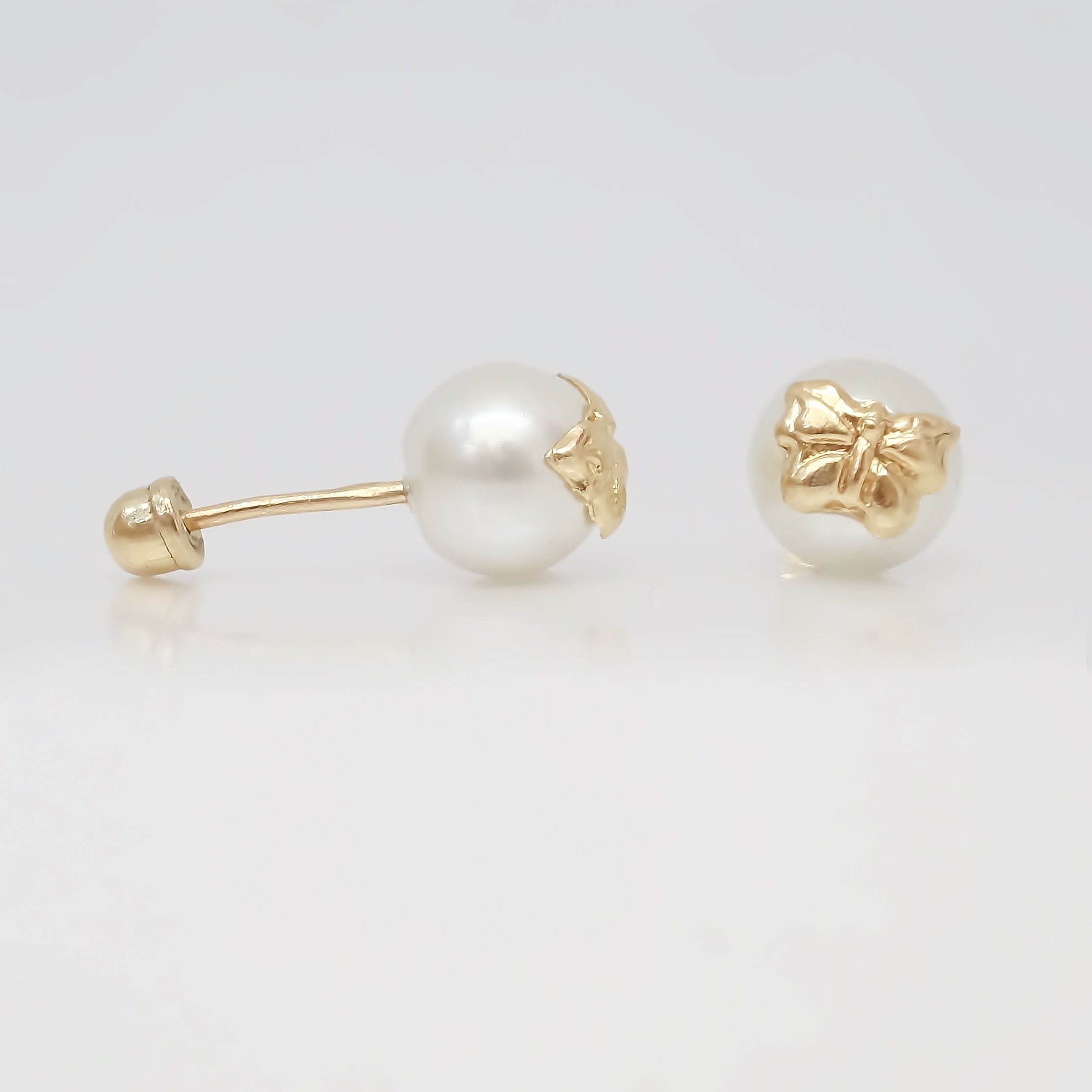 Amor Eterno - Broqueles Perla Mariposa / Aretes / Oro 10k