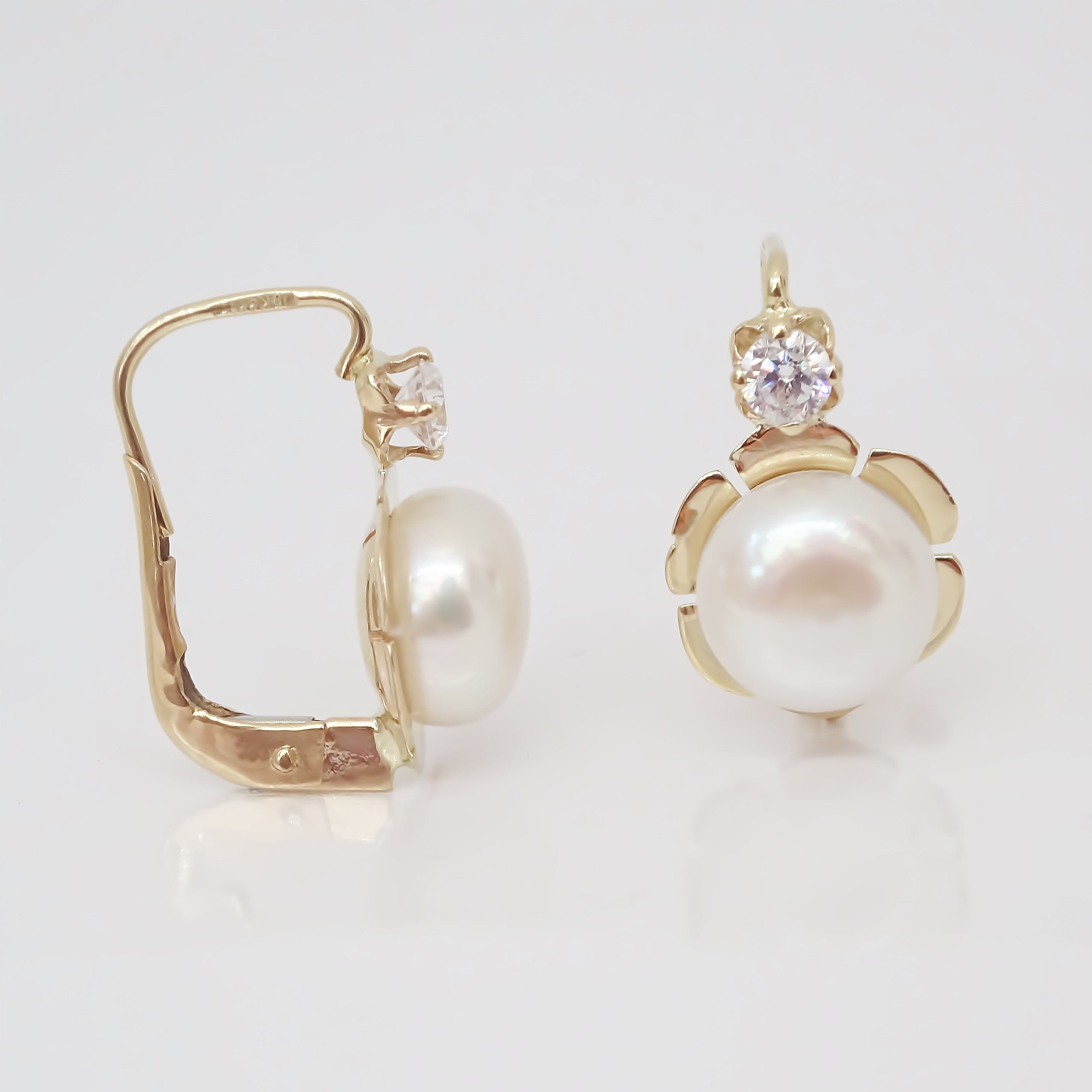 Amor Eterno - Arracada Flor Perla Diamante Aretes / Oro 10k