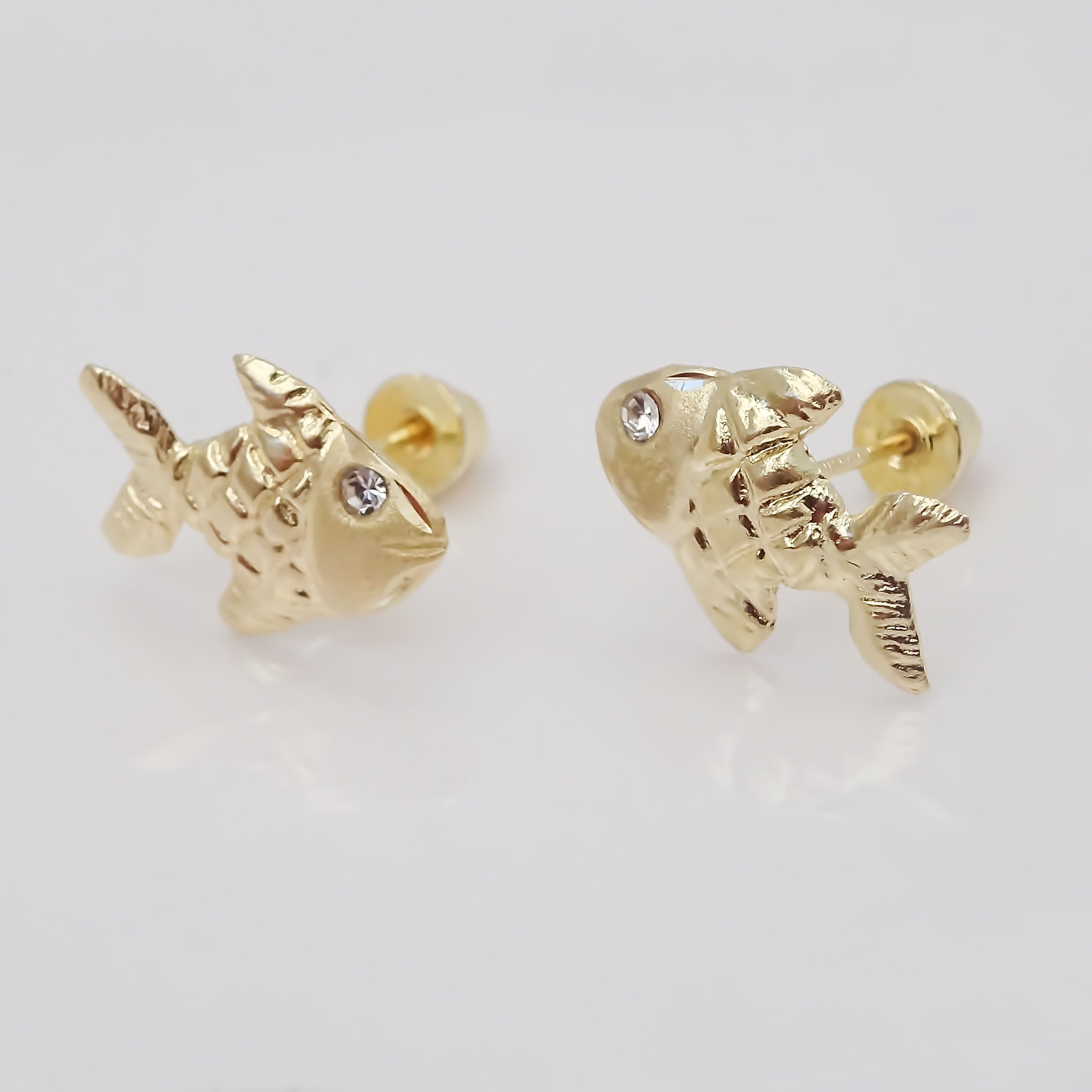 Amor Eterno - Broqueles Pez Playa / Aretes / Oro Sólido 10k
