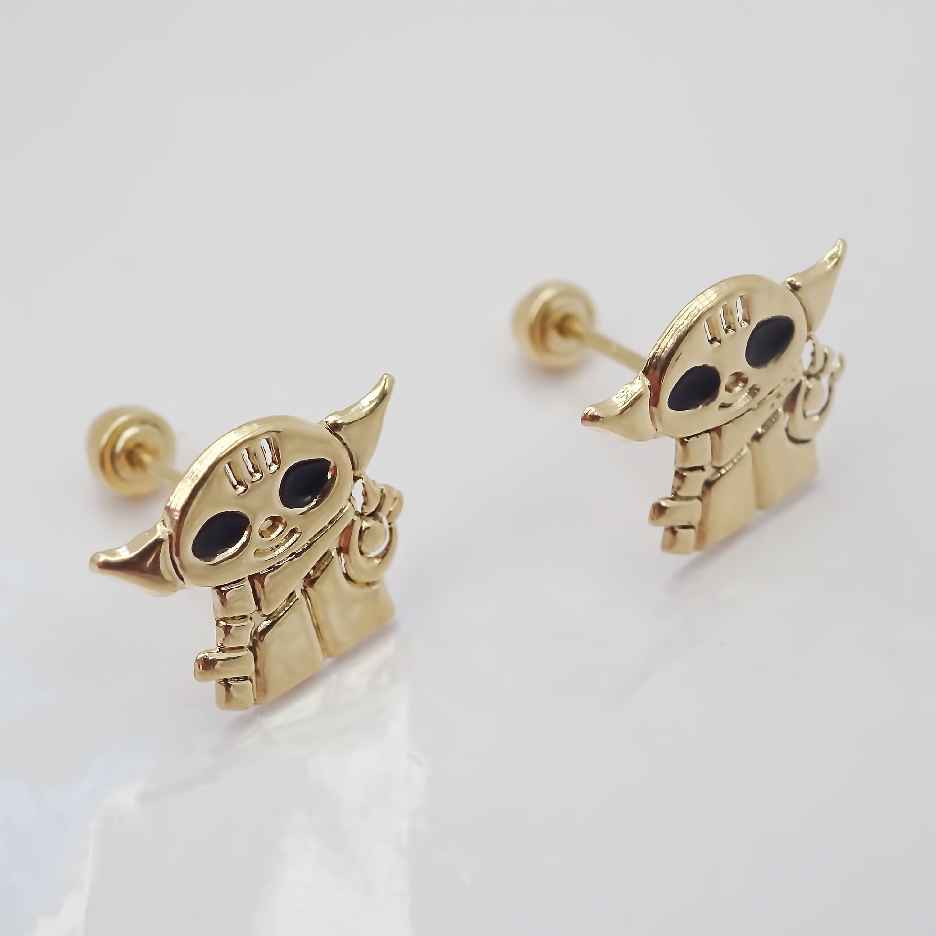 Amor Eterno - Broqueles Aretes Star Wars Yoda Grogu Oro 10k