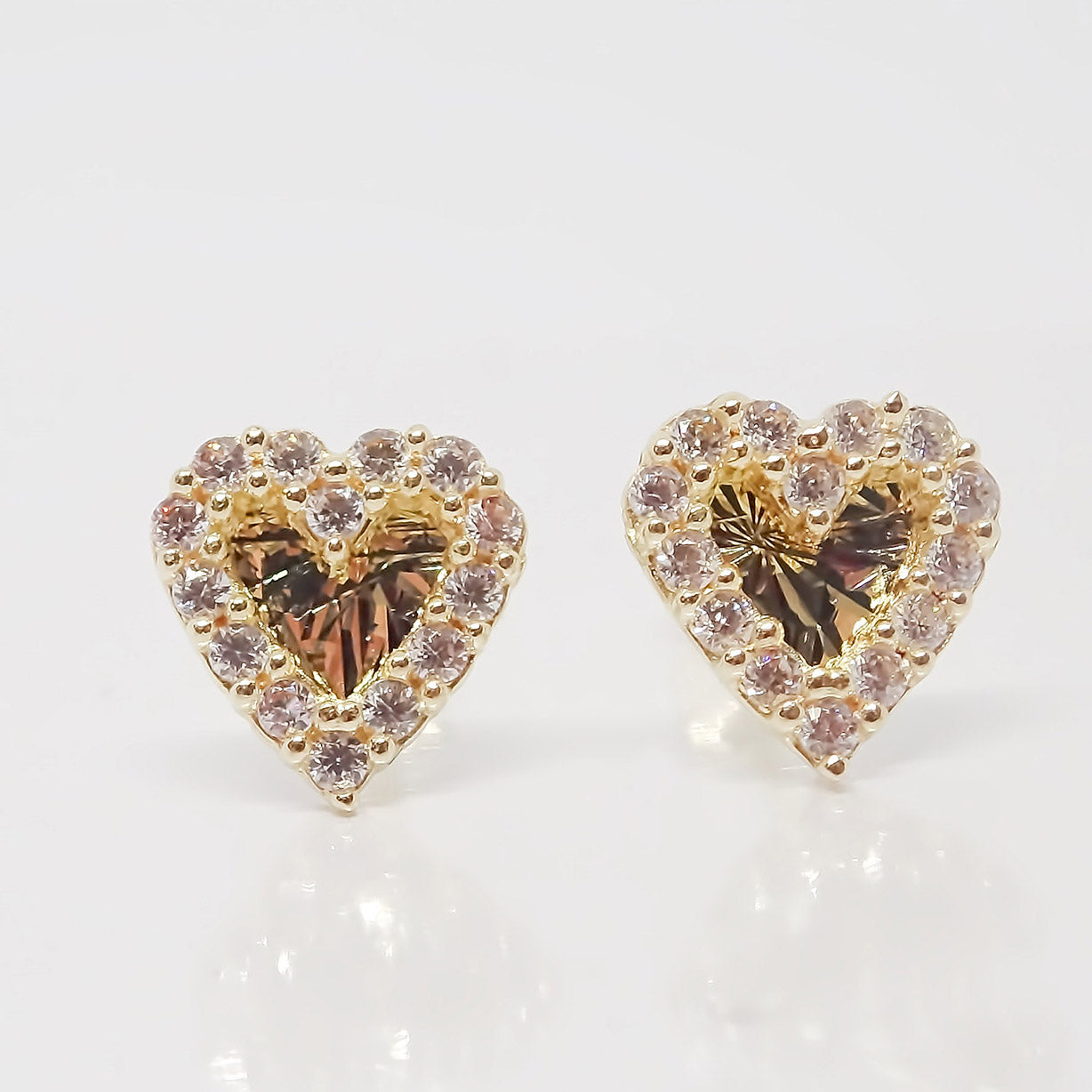 Amor Eterno - Broqueles Corazón Brillo Aretes Oro Sólido 10k
