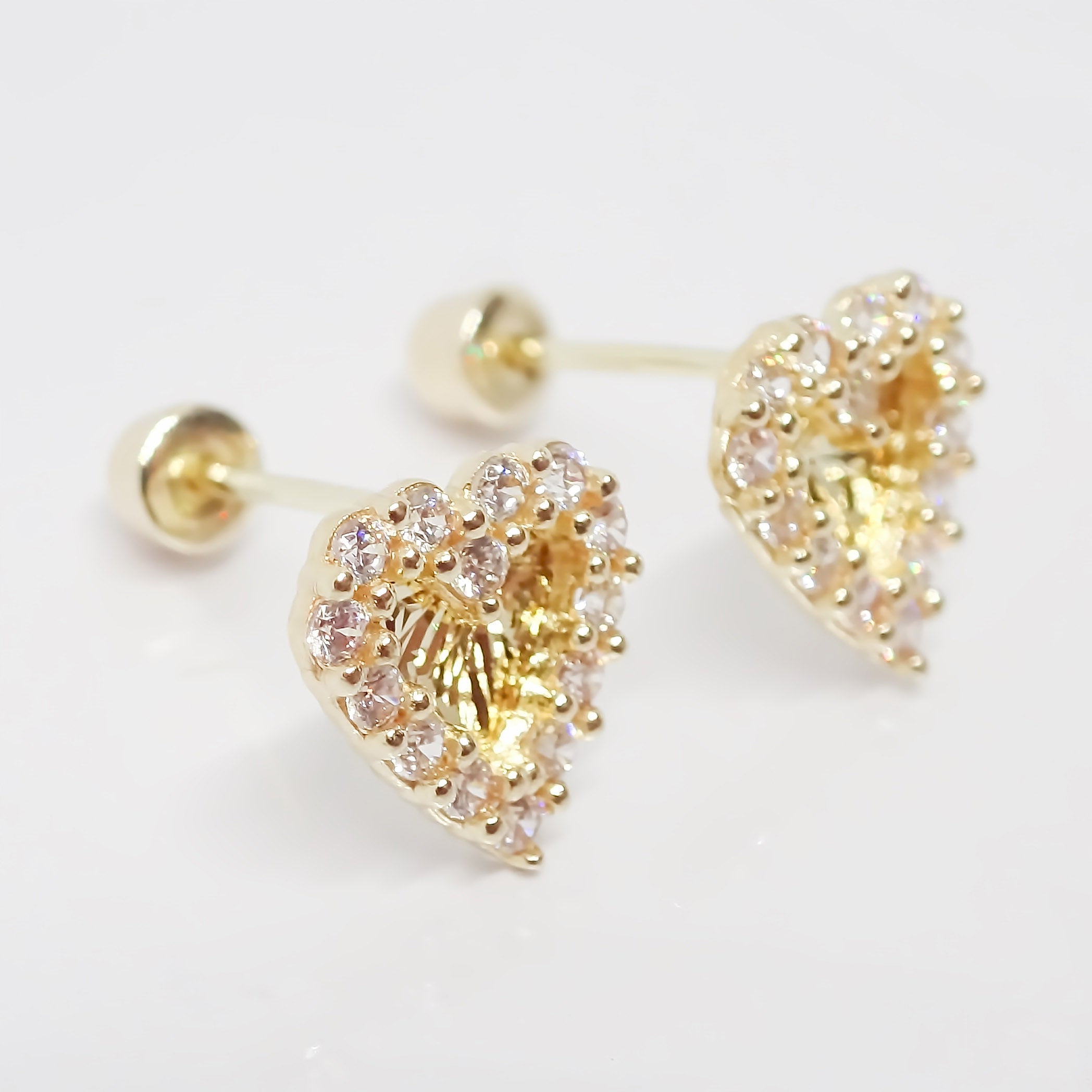 Amor Eterno - Broqueles Corazón Brillo Aretes Oro Sólido 10k