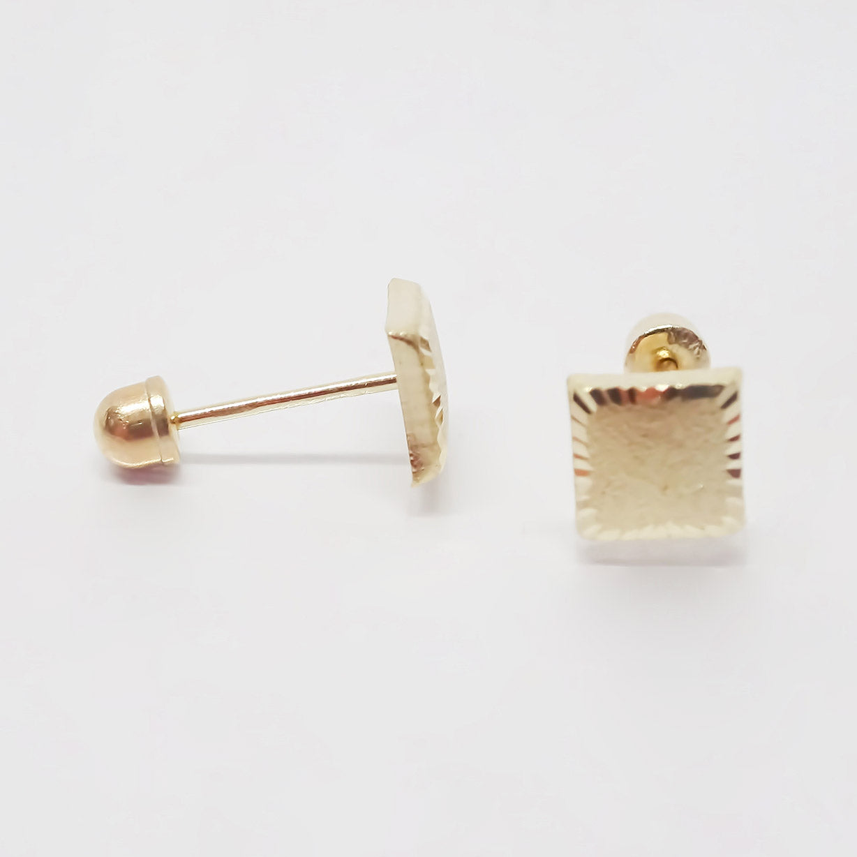 Amor Eterno - Broqueles Cuadrado Azucarado / Aretes Oro 10k