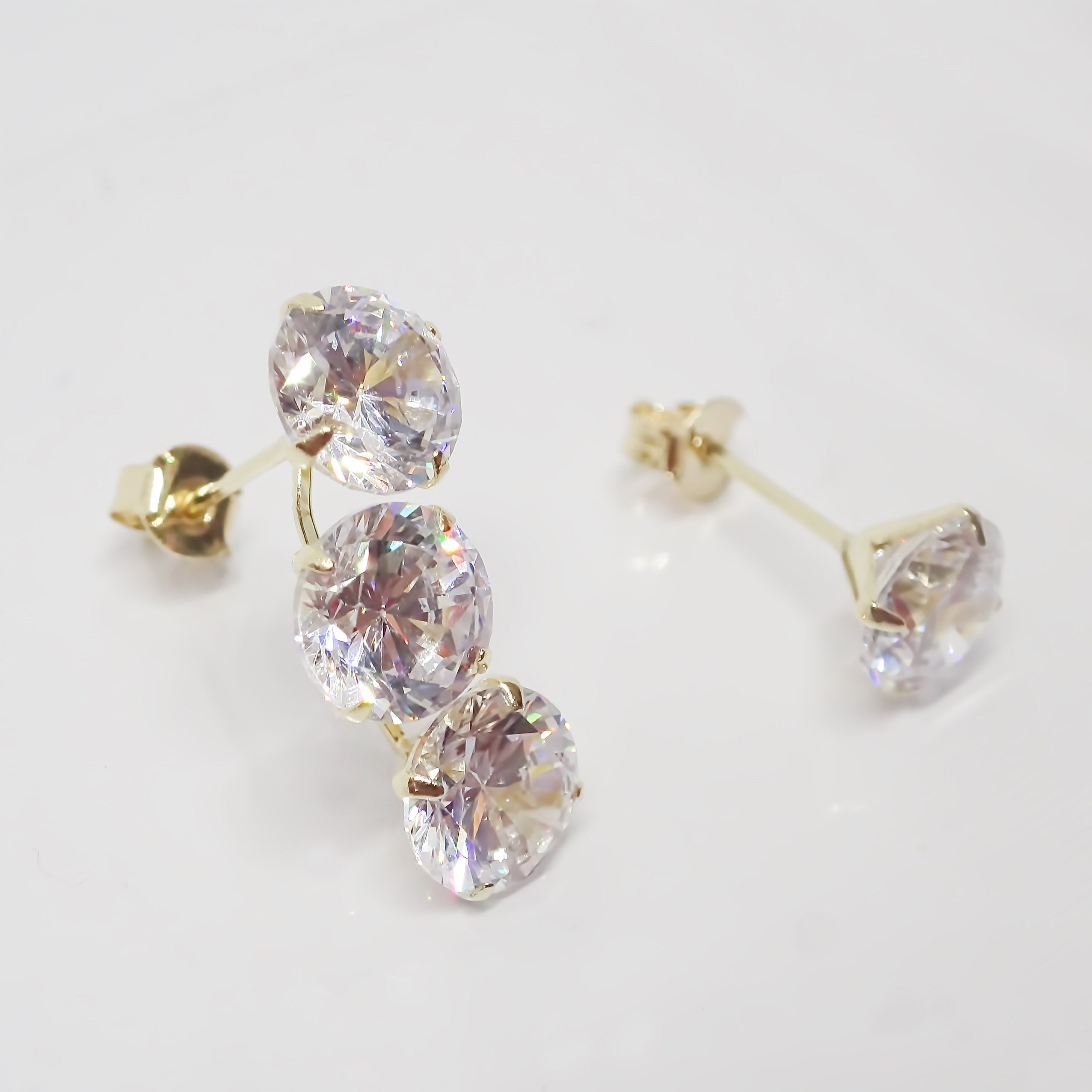 Amor Eterno - Broquel Círculo Desigual Aretes Oro Sólido 10k
