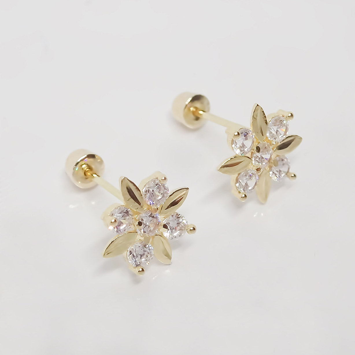 Amor Eterno - Broquel / Flor 4 Hojas / Aretes Oro Sólido 10k