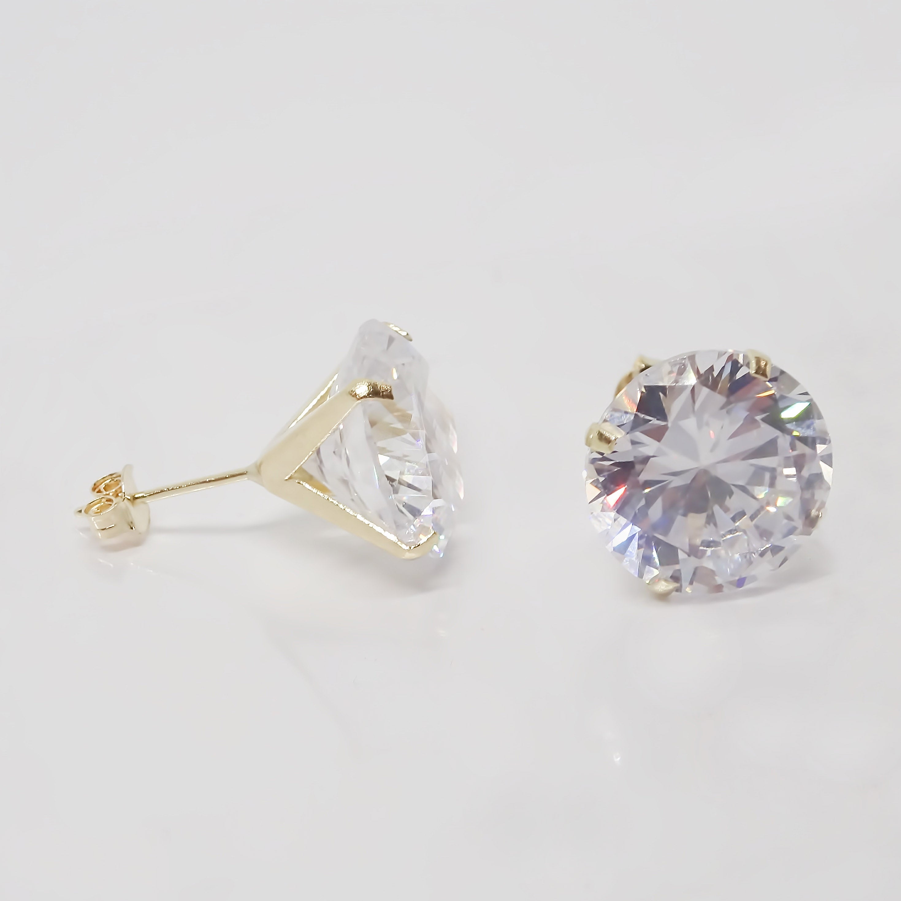 Amor Eterno - Broqueles Recto Dama 1cm / Aretes / Oro 10k