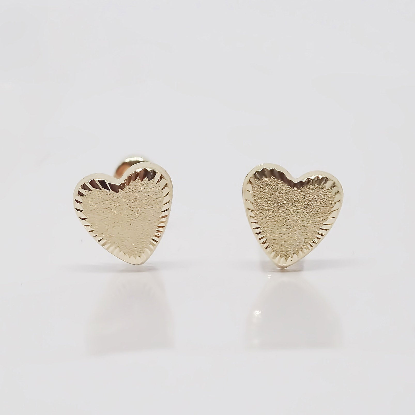 Amor Eterno- Broqueles Corazón Azucarado Bebé Oro Sólido 10k