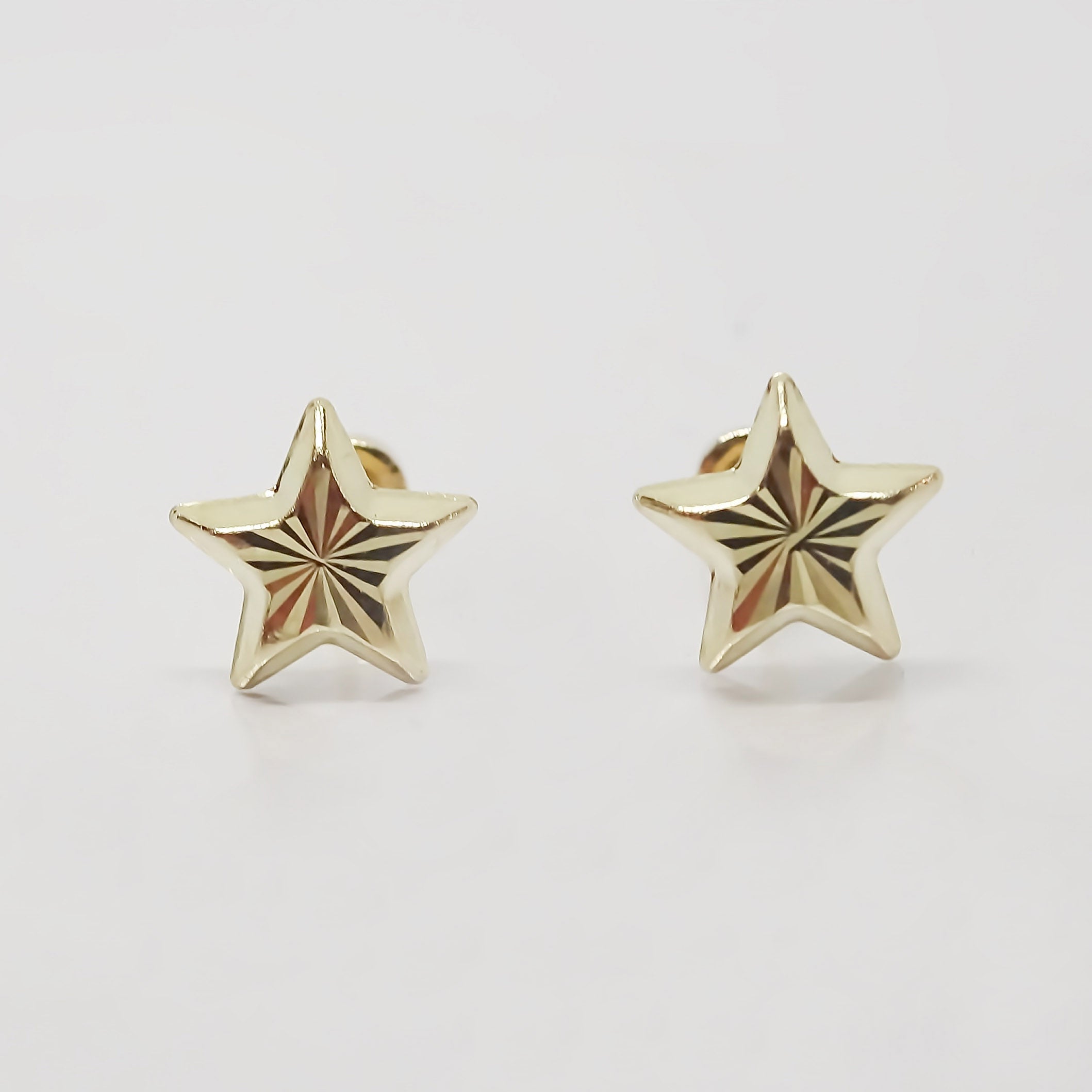 Amor Eterno - Broqueles/Estrella Facetada Oro 10k