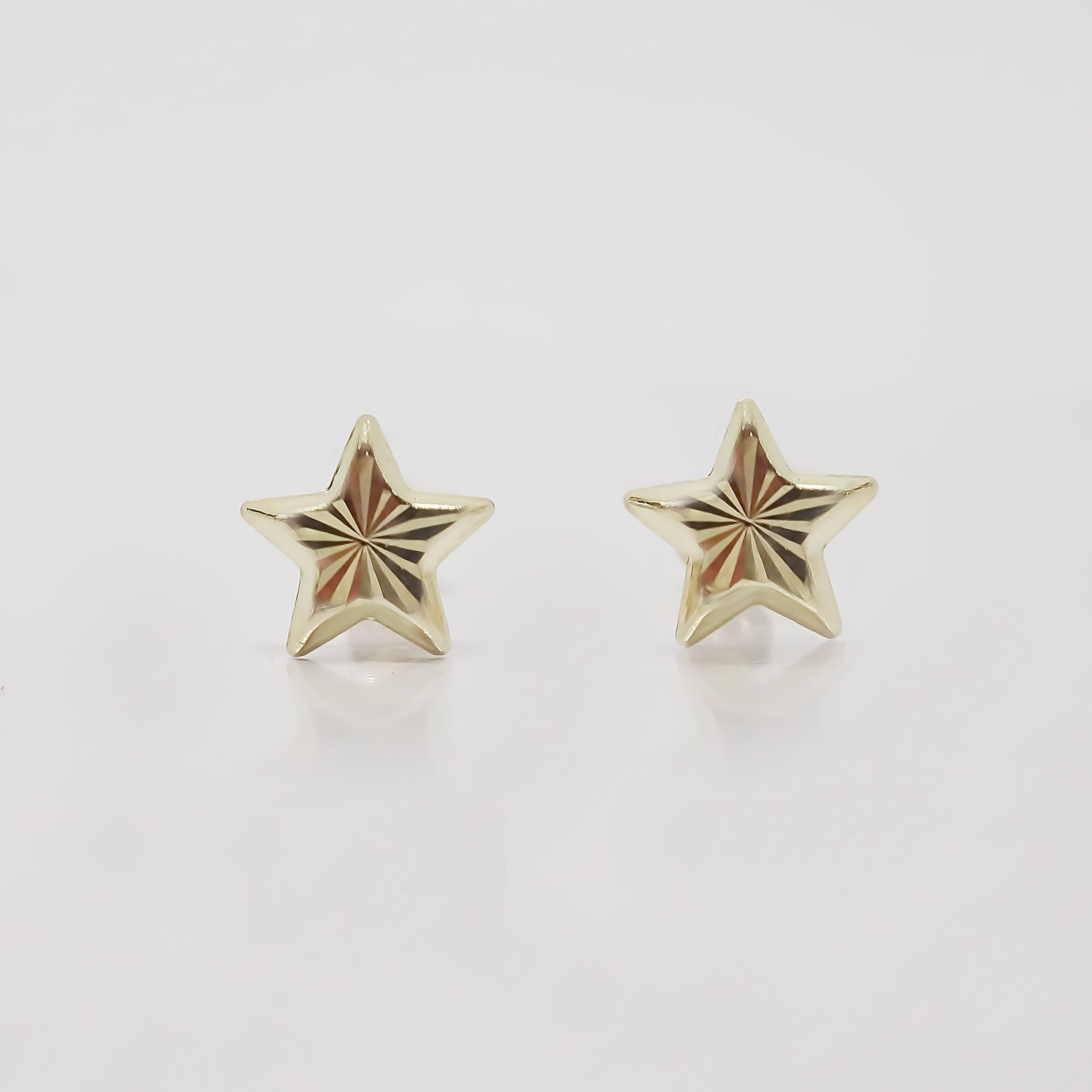 Amor Eterno - Broqueles/Estrella Facetada Oro 10k