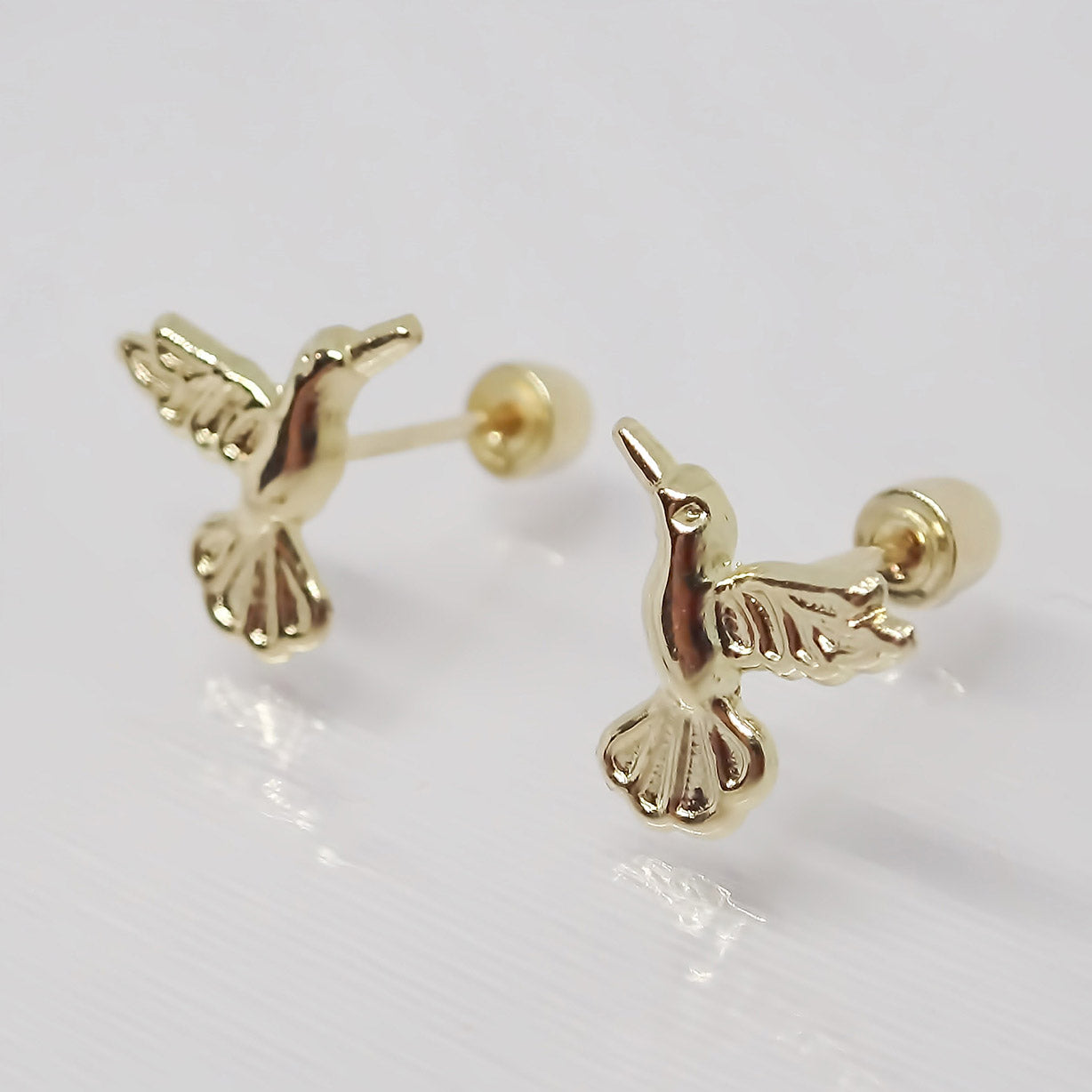 Amor Eterno - Broqueles Aretes Colibrí Fly / Oro 10k