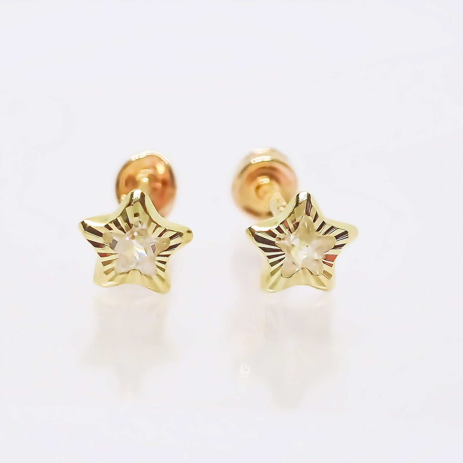 Amor Eterno - Broqueles / Estrella Facetada Bebé / Oro 10k
