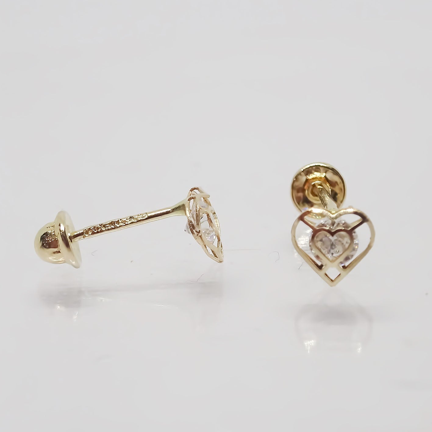 Amor Eterno - Broqueles Aretes Piercing / Bebé Mini Oro 14k / Corazón