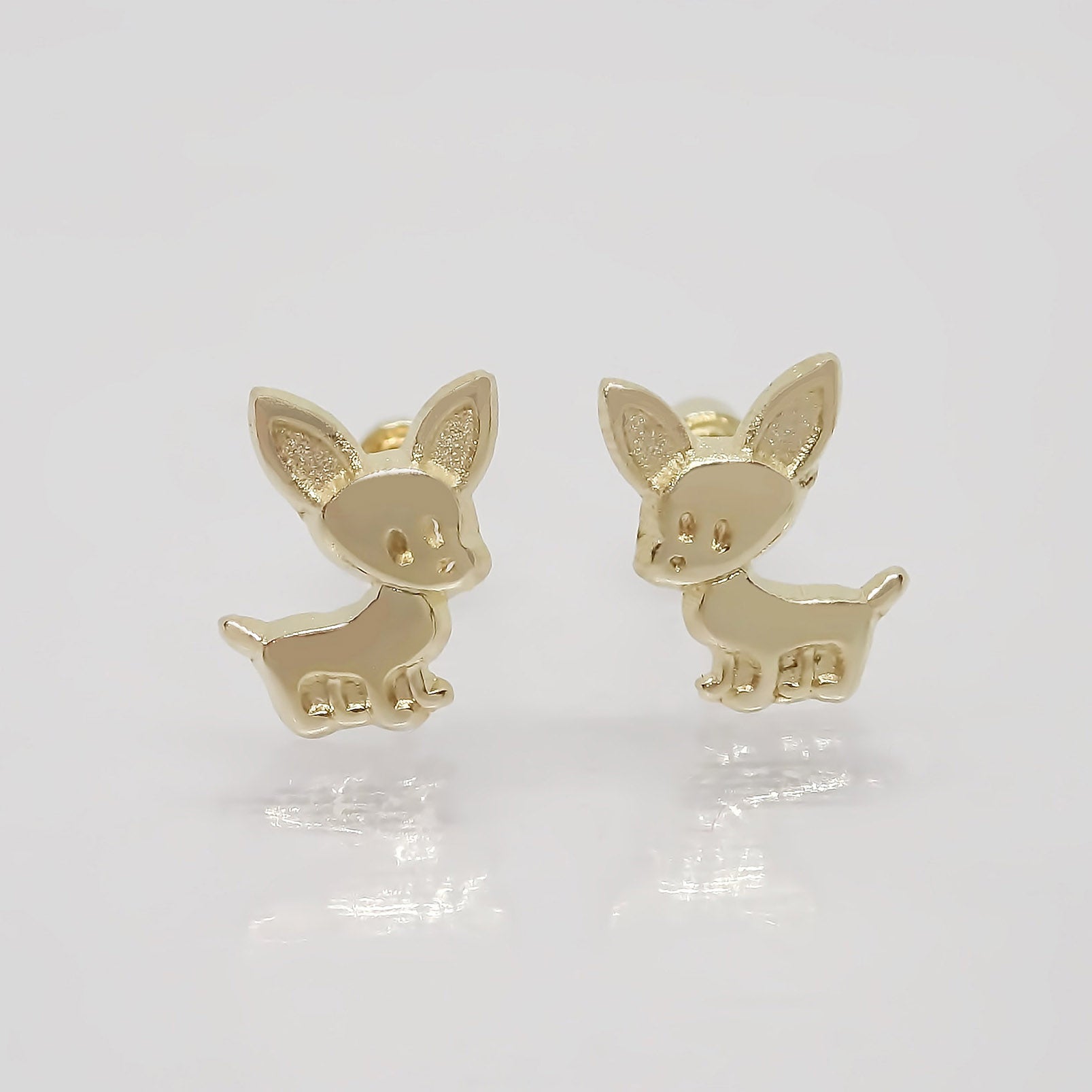 Amor Eterno - Broqueles Aretes / Perrito Chihuahua / Oro 10k