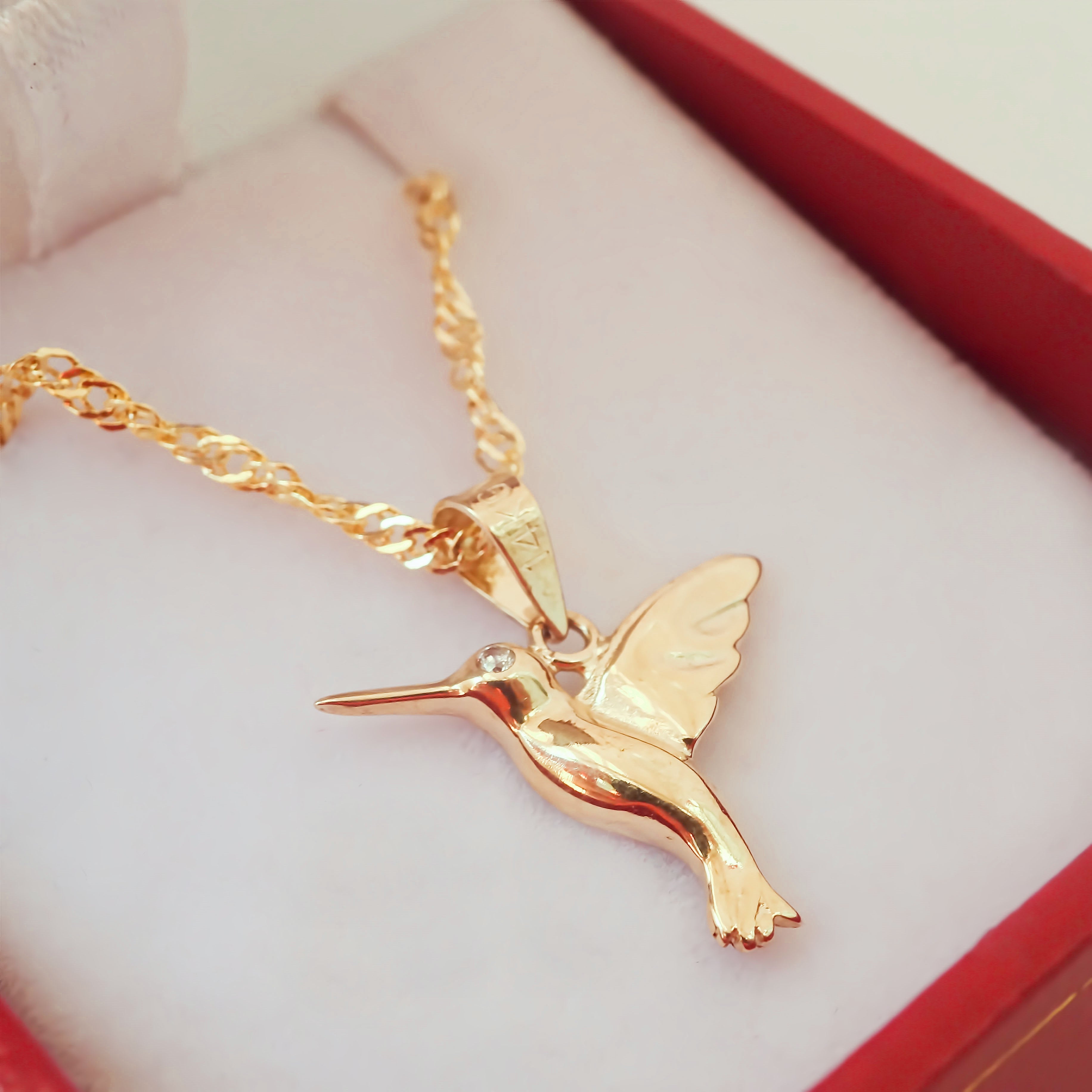 Amor Eterno - Dije Colibrí Oro Sólido 14k + Cadena Regalo