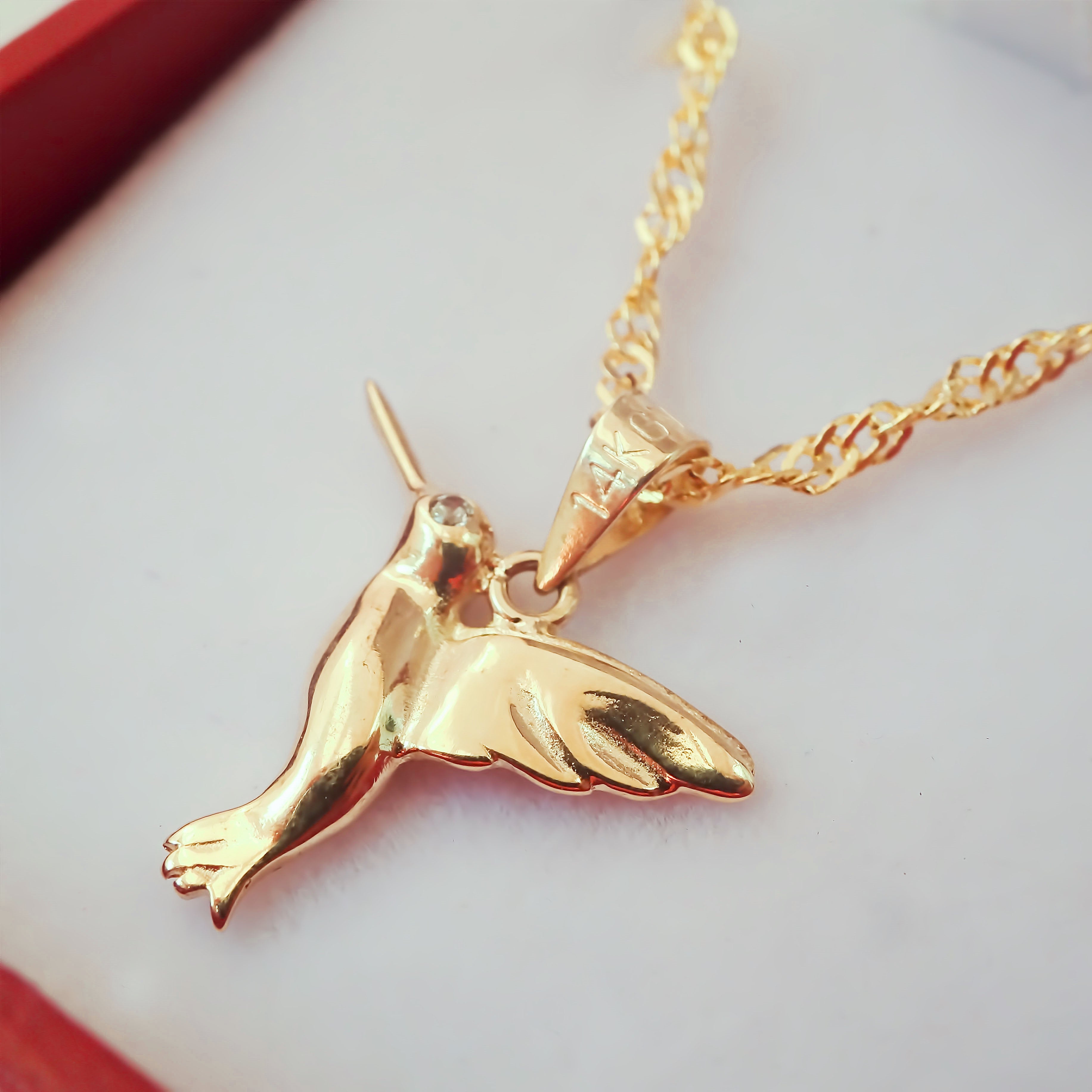 Amor Eterno - Dije Colibrí Oro Sólido 14k + Cadena Regalo
