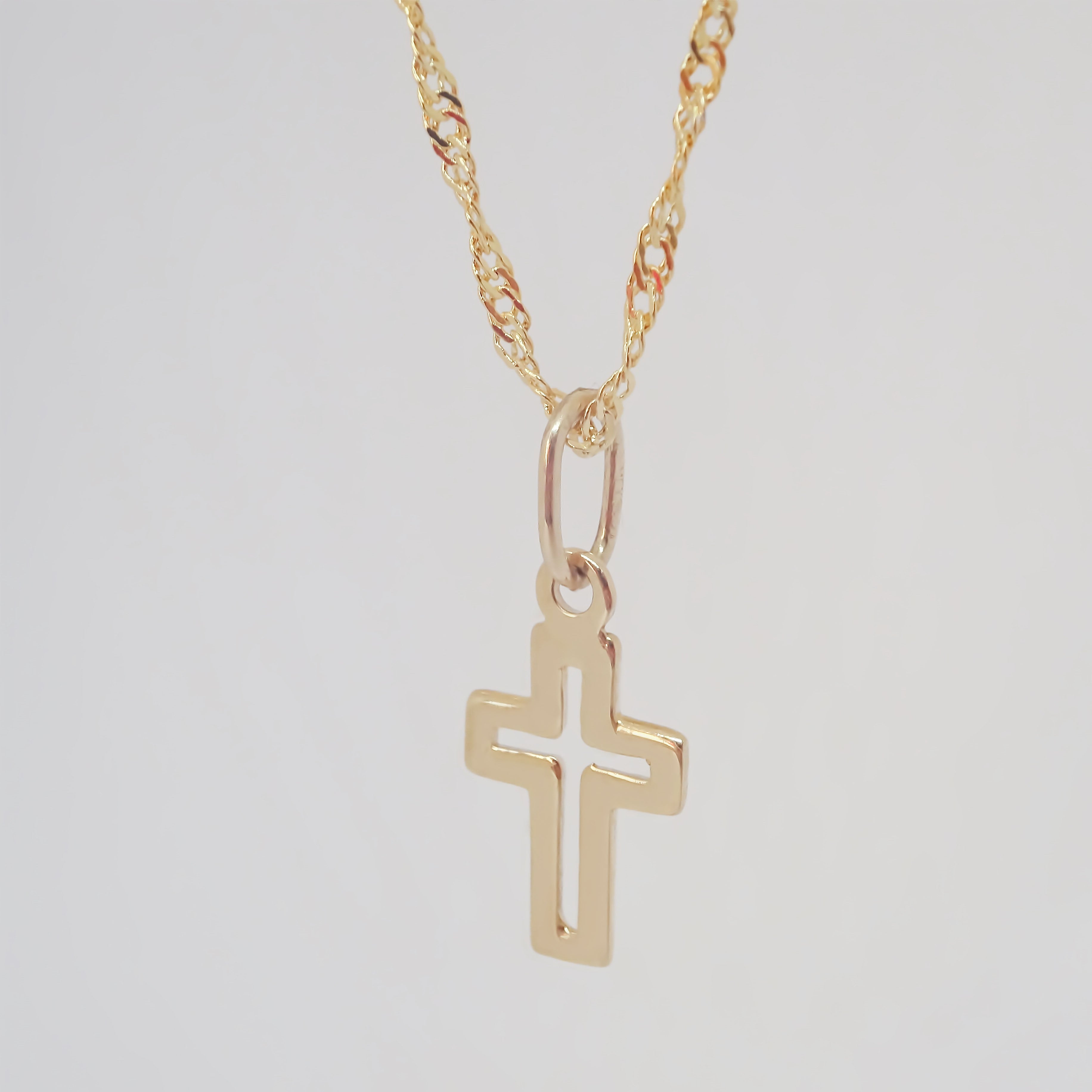 Amor Eterno - Dije Mini Cruz De Cristo En Oro 10k Solido