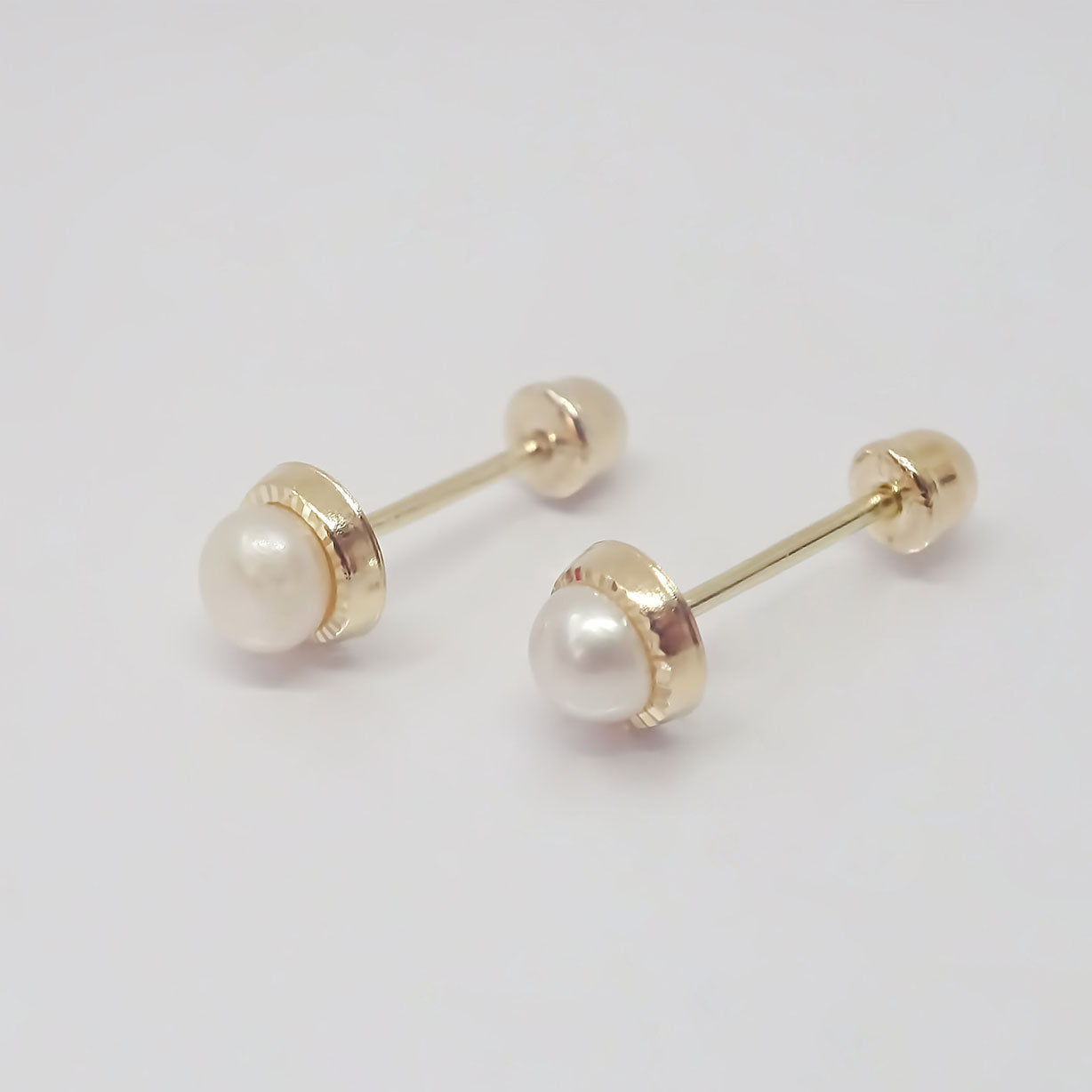 Amor Eterno - Broqueles Perla Bebé Elegante / Aretes Oro 10k