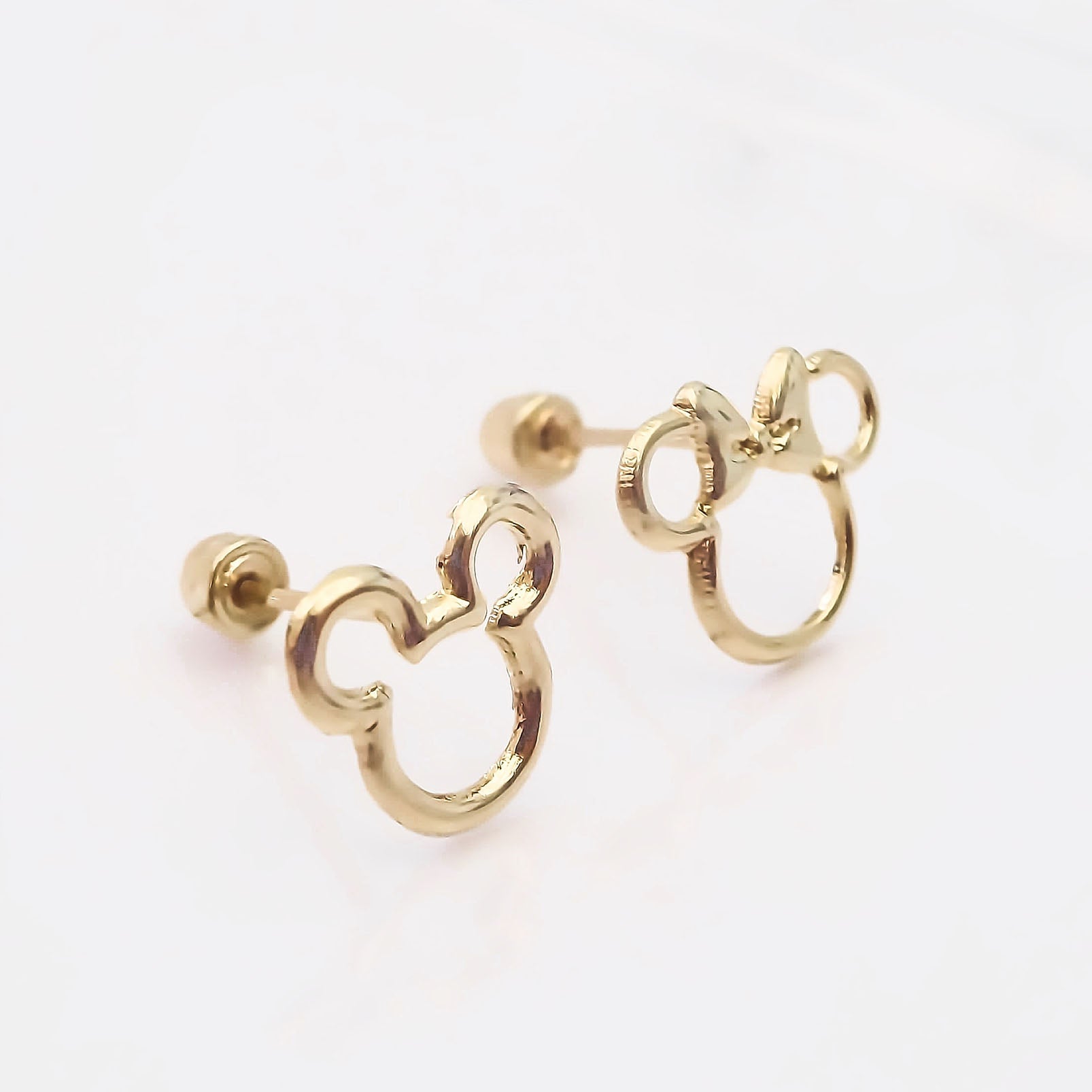 Amor Eterno - Broqueles Disney Silueta Mickey - Minnie Aretes / Oro 10k