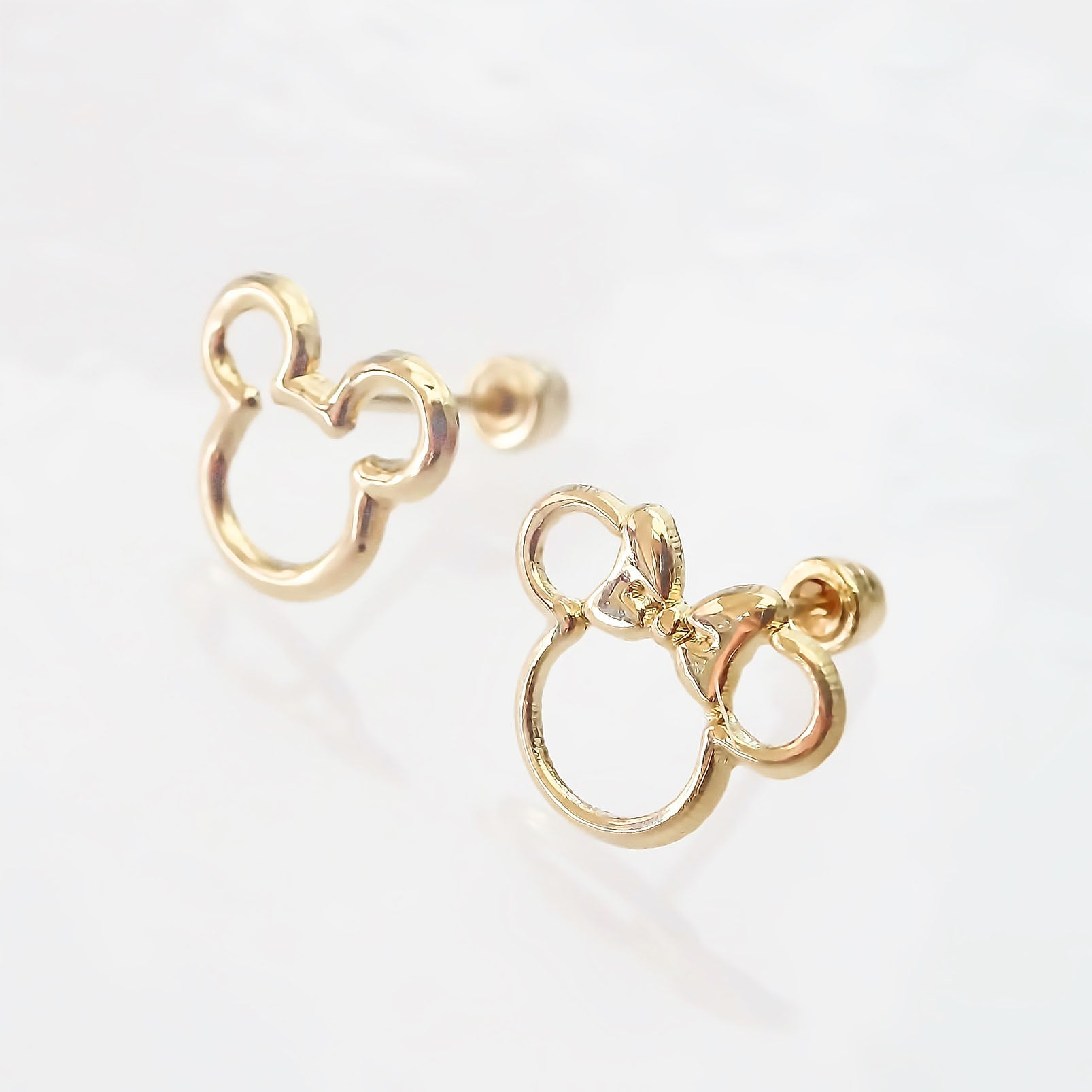 Amor Eterno - Broqueles Disney Silueta Mickey - Minnie Aretes / Oro 10k