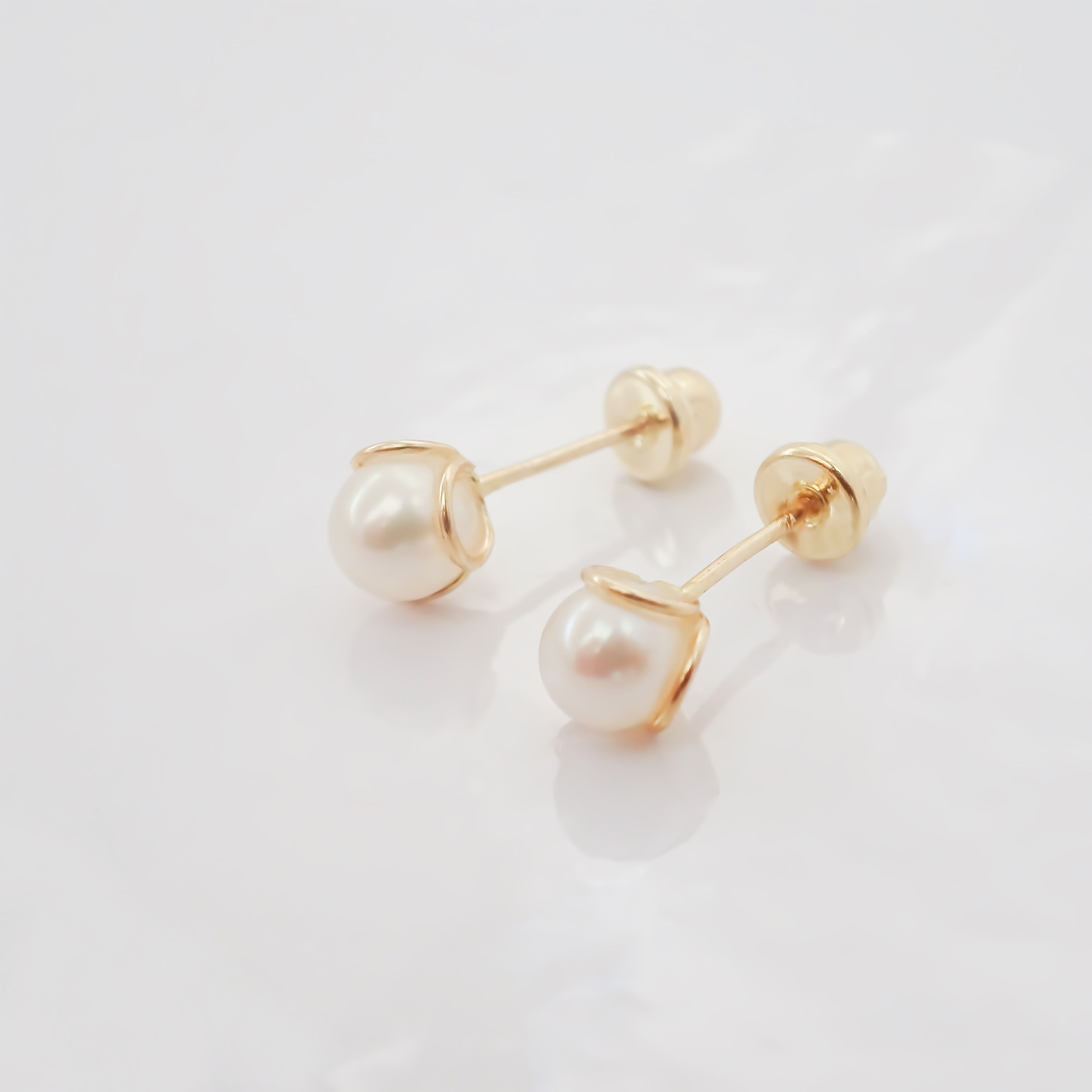 Amor Eterno - Broqueles Deluxe Perla Flor / Aretes / Oro 10k