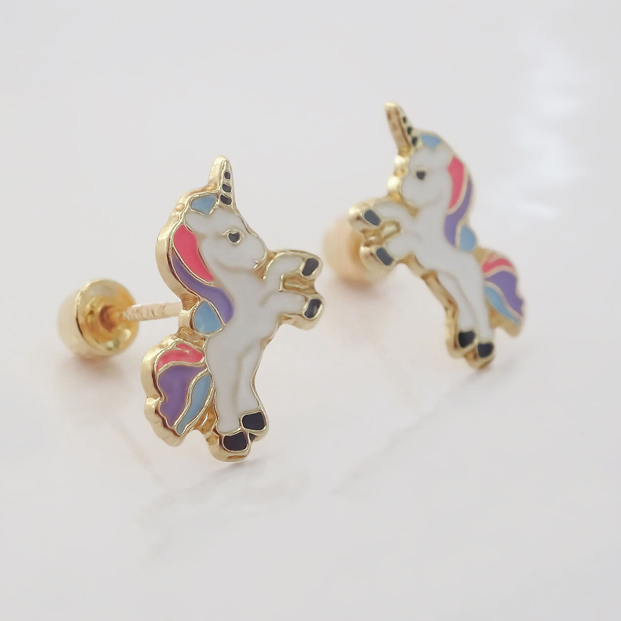 Amor Eterno - Broqueles Deluxe Unicornio / Aretes / Oro 10k