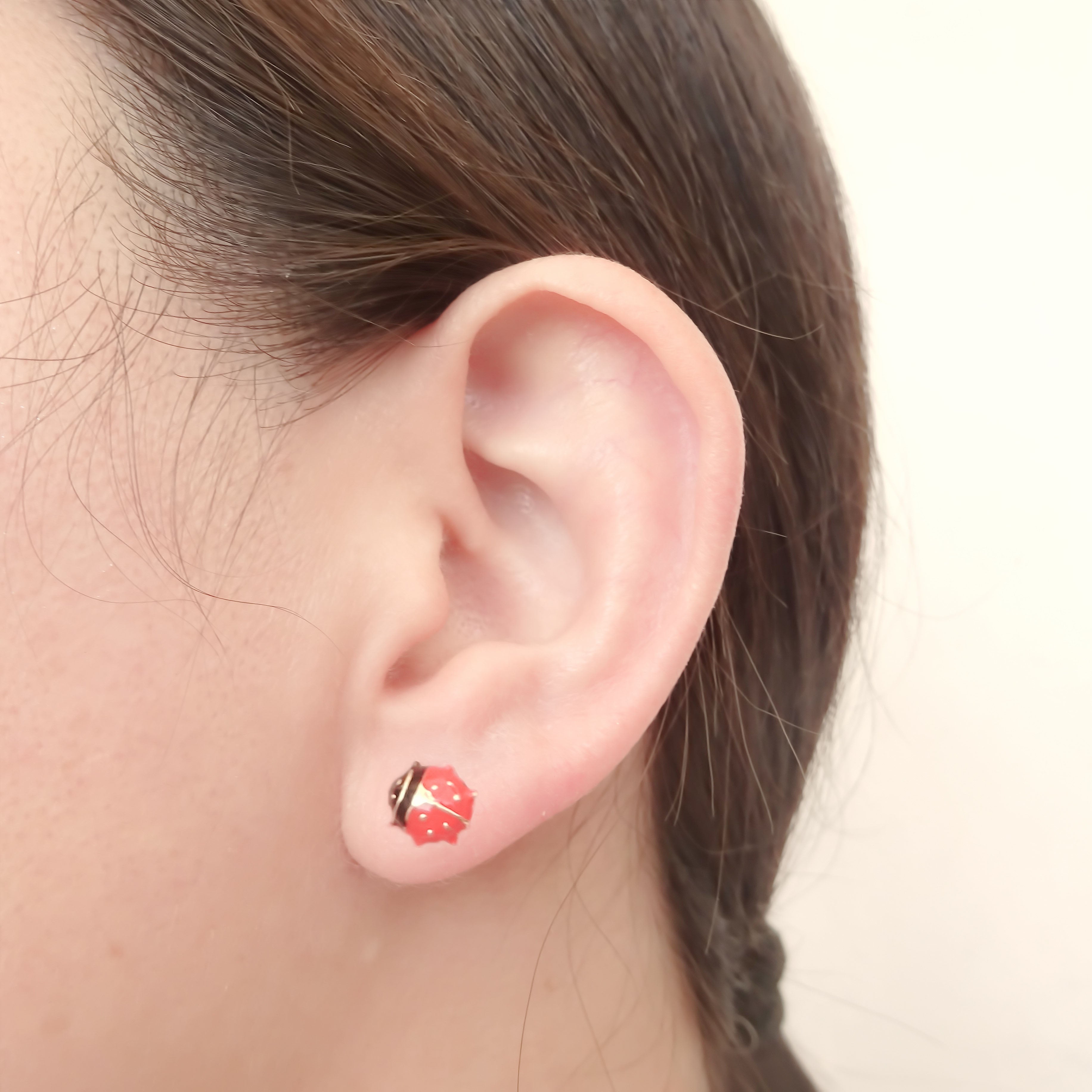 Amor Eterno - Broqueles Catarina Grande Aretes / Oro 10k