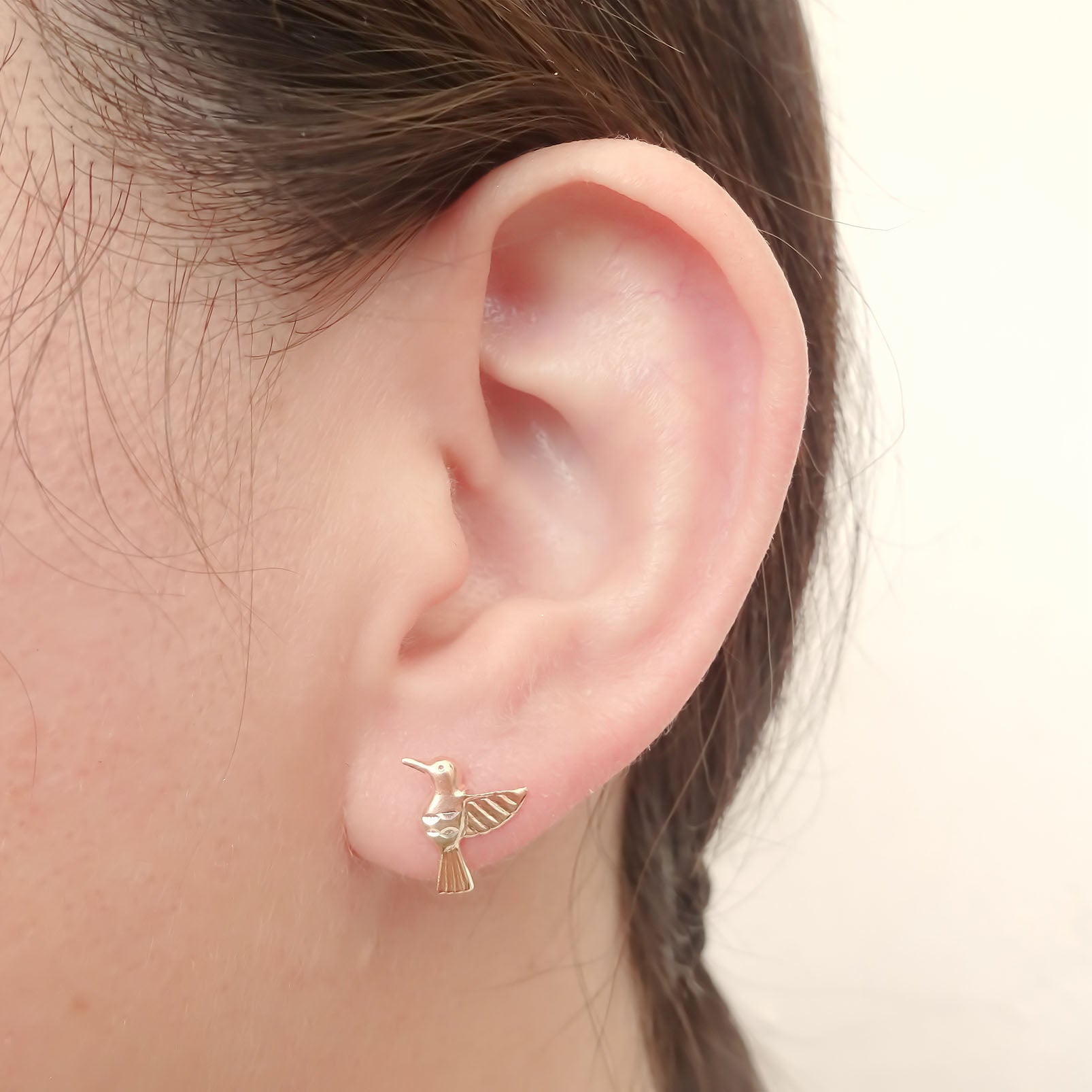 Amor Eterno - Broqueles Aretes Colibrí / Oro Florentino 10k