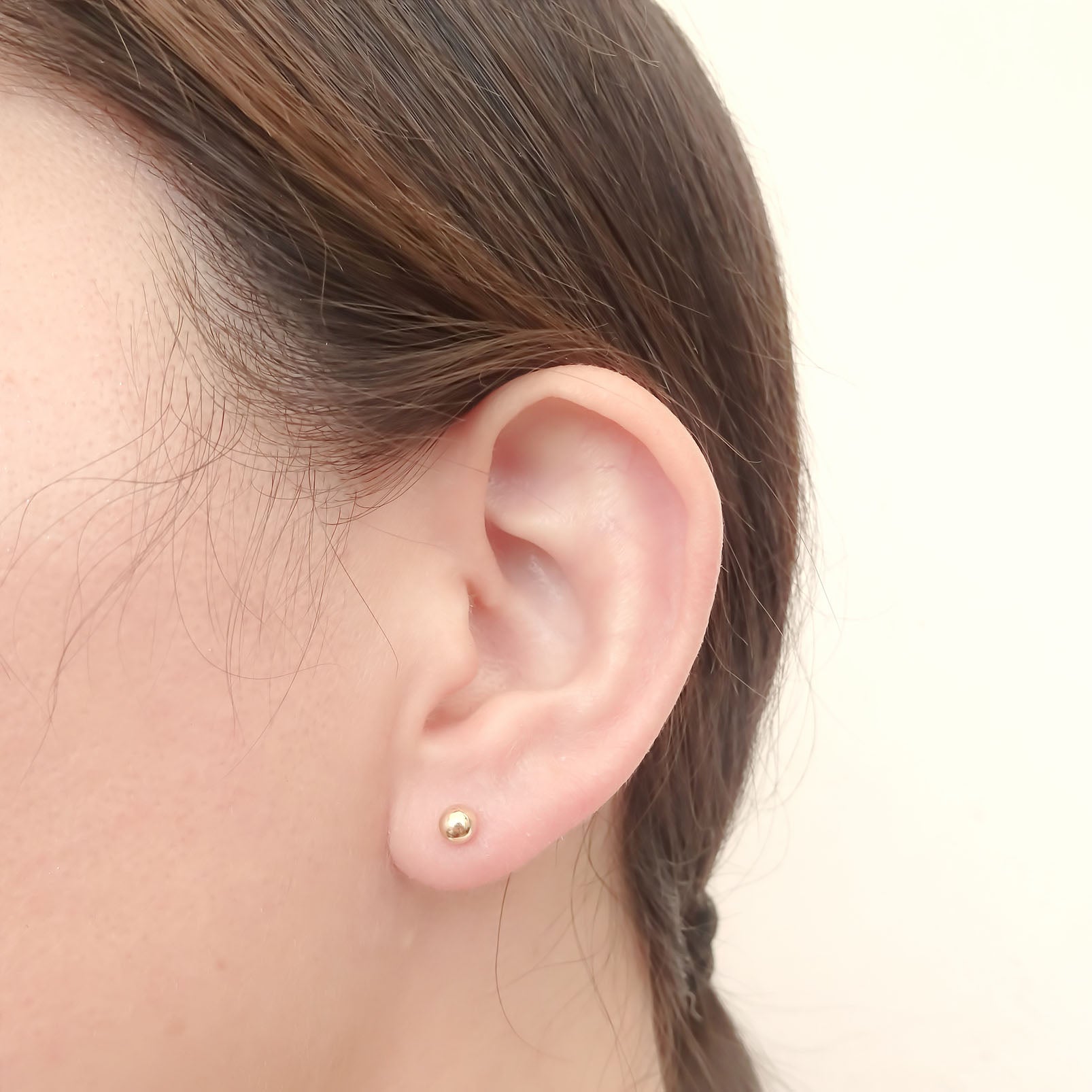 Amor Eterno - Broqueles / Dormilonas 4mm / Aretes / Oro 10k