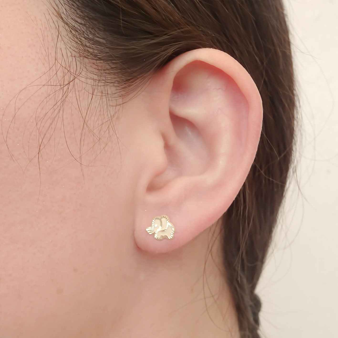 Amor Eterno - Broqueles Elefante Facetado Aretes / Oro 10k