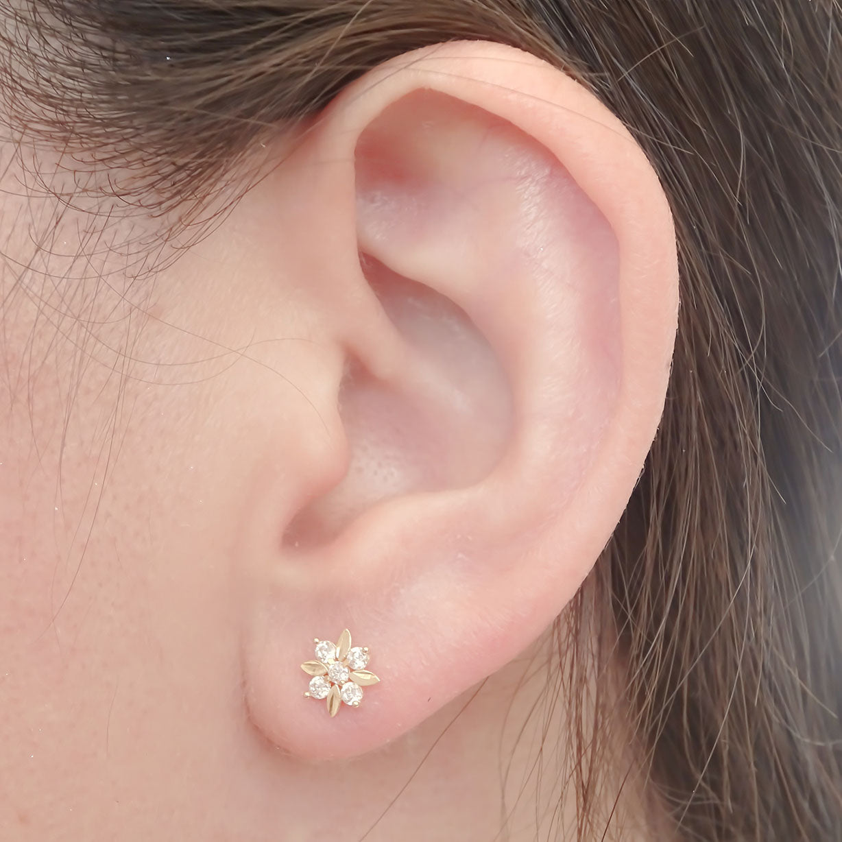 Amor Eterno - Broquel / Flor 4 Hojas / Aretes Oro Sólido 10k