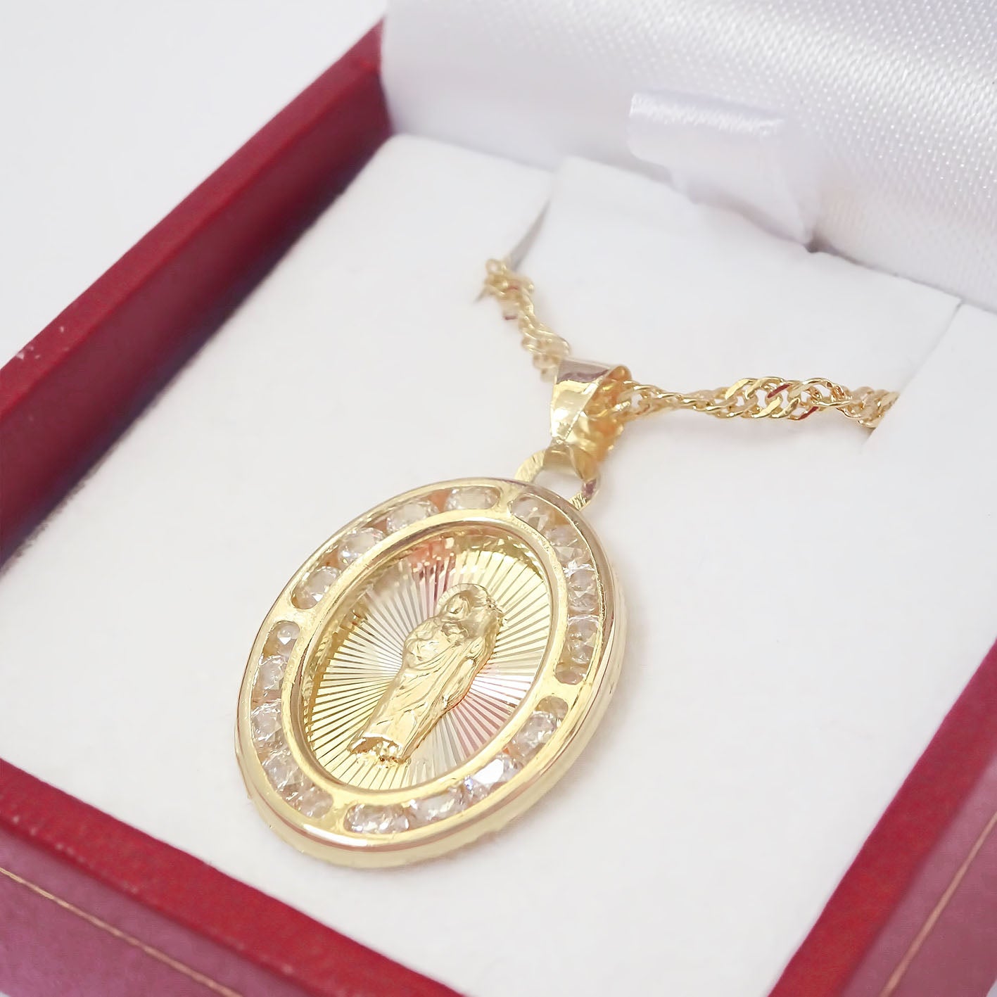 Amor Eterno - Dije San Judas Tadeo 3 Oros 10k Cadena Regalo / Ovalada