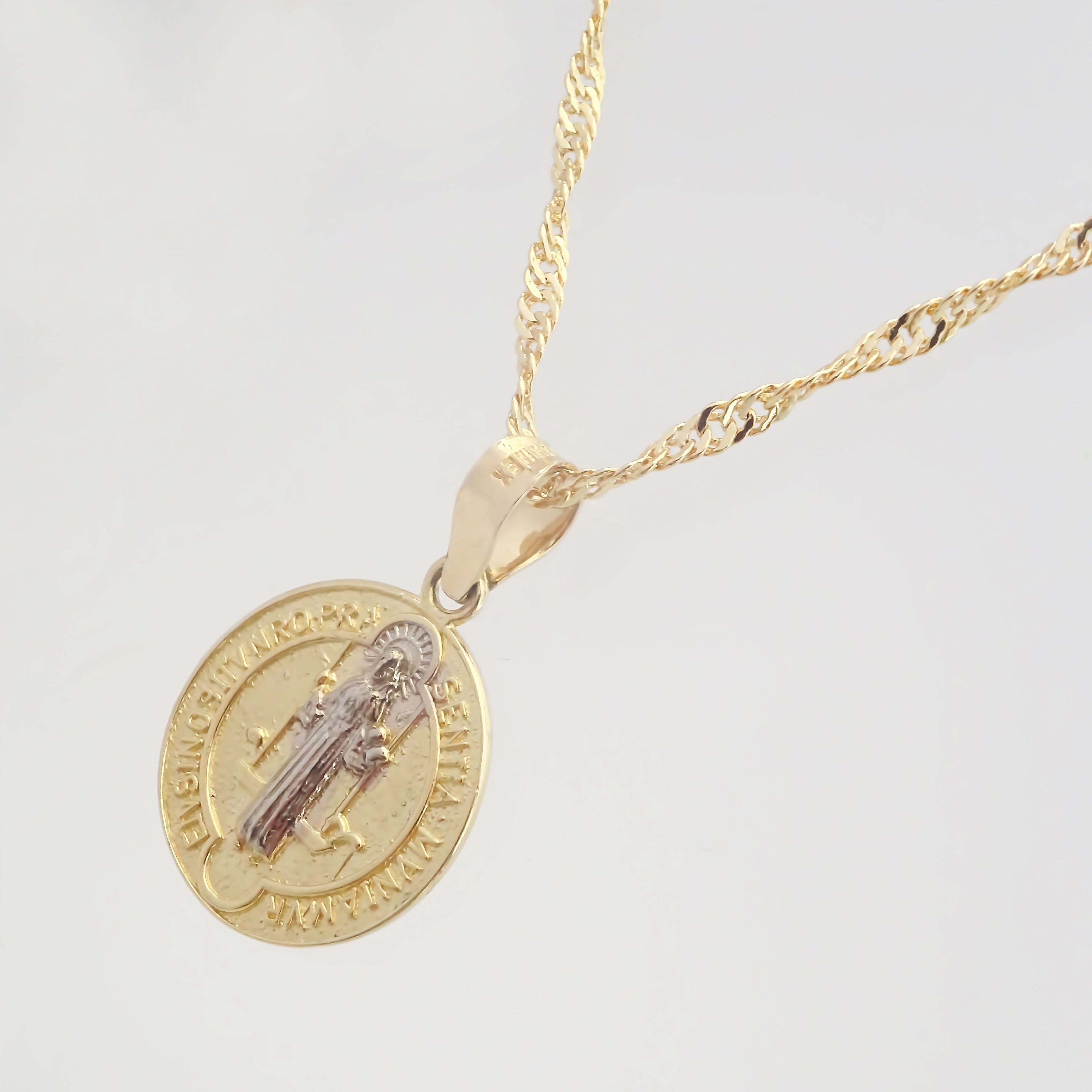 Amor Eterno - Dije Medalla San Benito / 2 Oros 10k + Cadena de Regalo