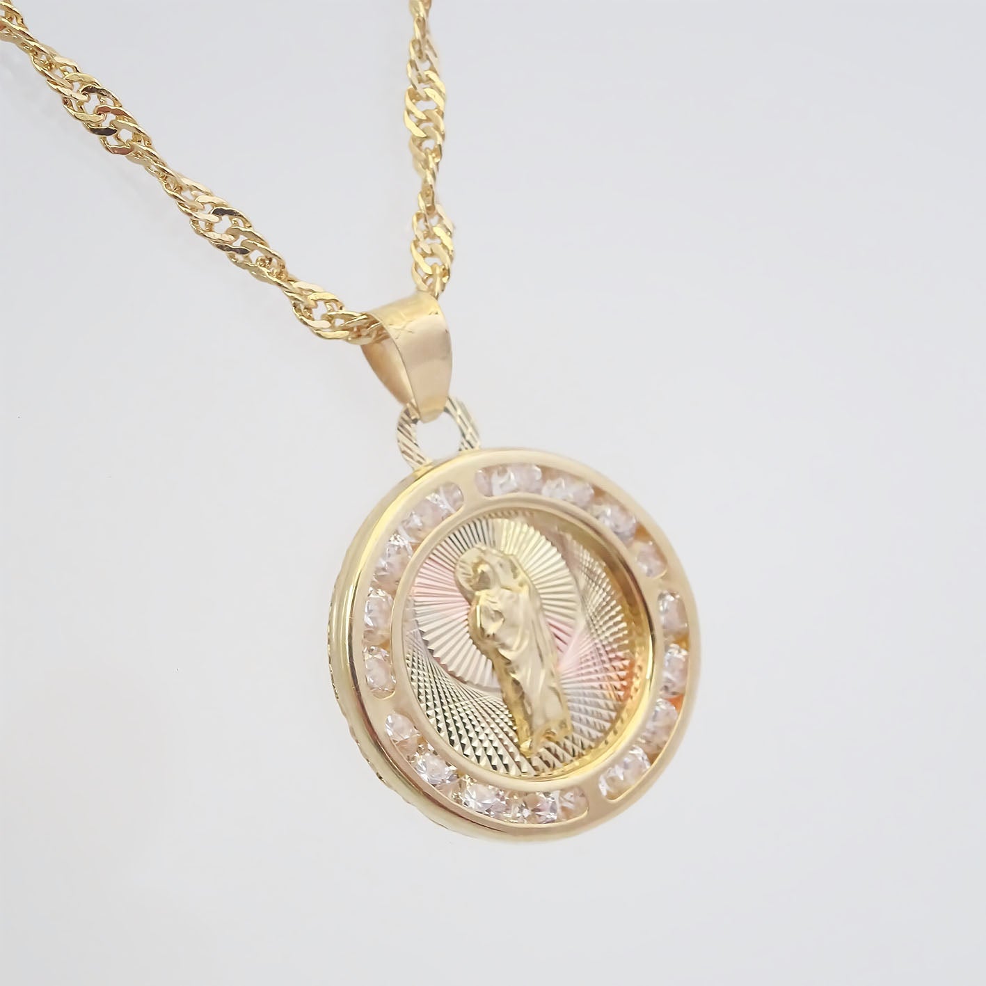 Amor Eterno - Dije San Judas Tadeo 3 Oros 10k Cadena Regalo / Circular