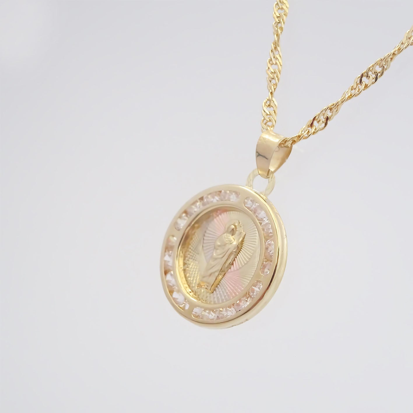 Amor Eterno - Dije San Judas Tadeo 3 Oros 10k Cadena Regalo / Circular