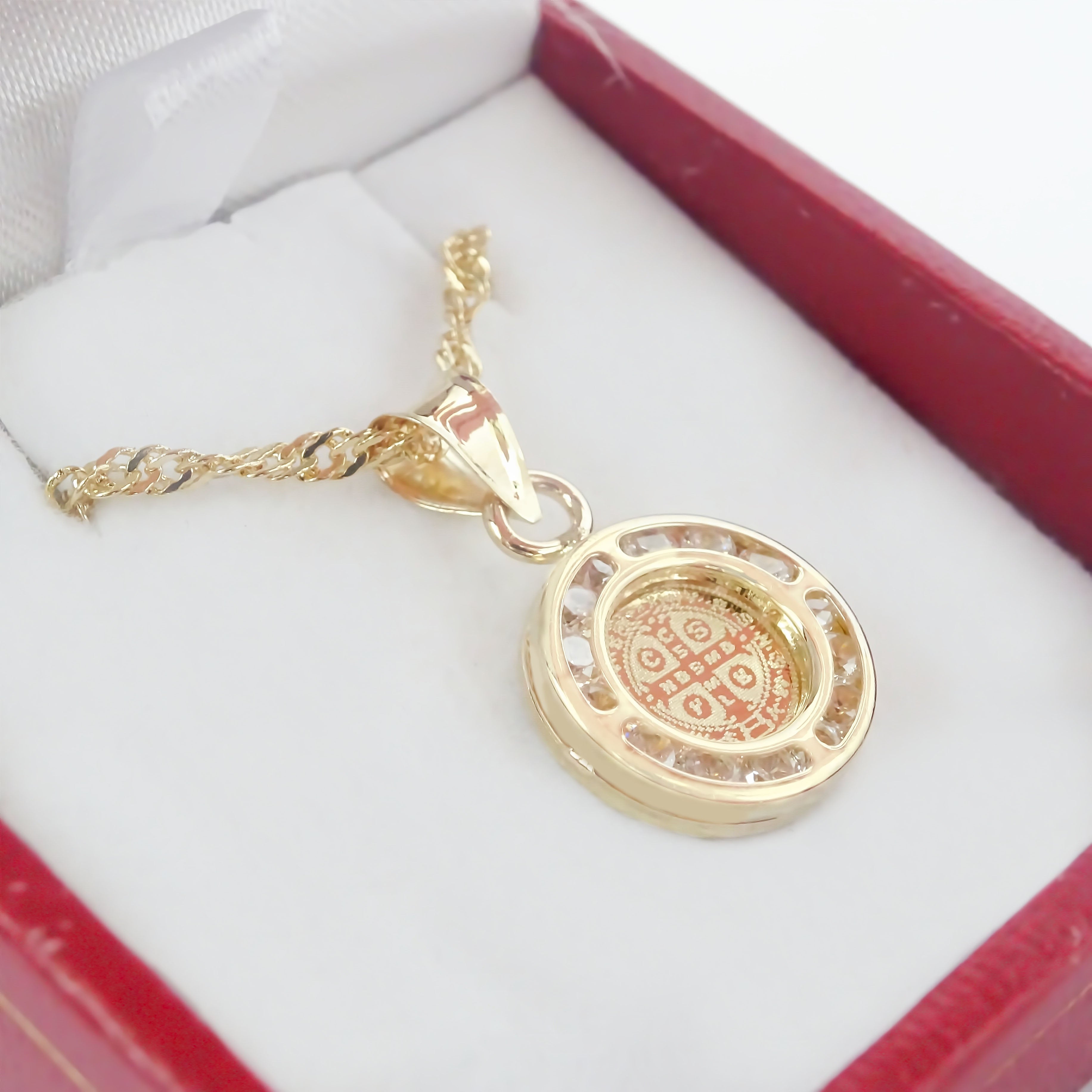 Amor Eterno - Dije Medalla San Benito 2 Lados Oro 10k + Cadena de Regalo