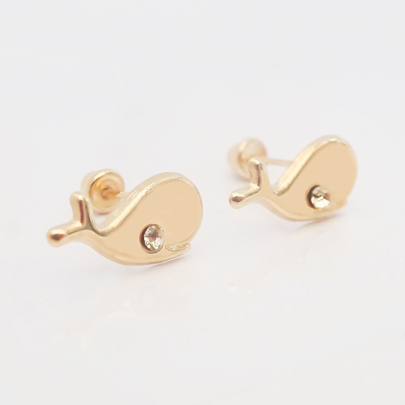 Amor Eterno - Broqueles Ballena / Aretes / Oro 10k