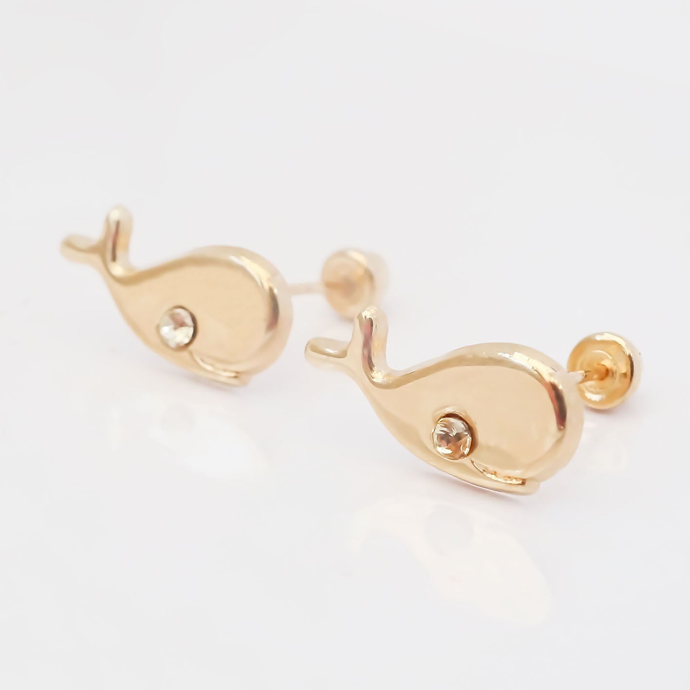 Amor Eterno - Broqueles Ballena / Aretes / Oro 10k